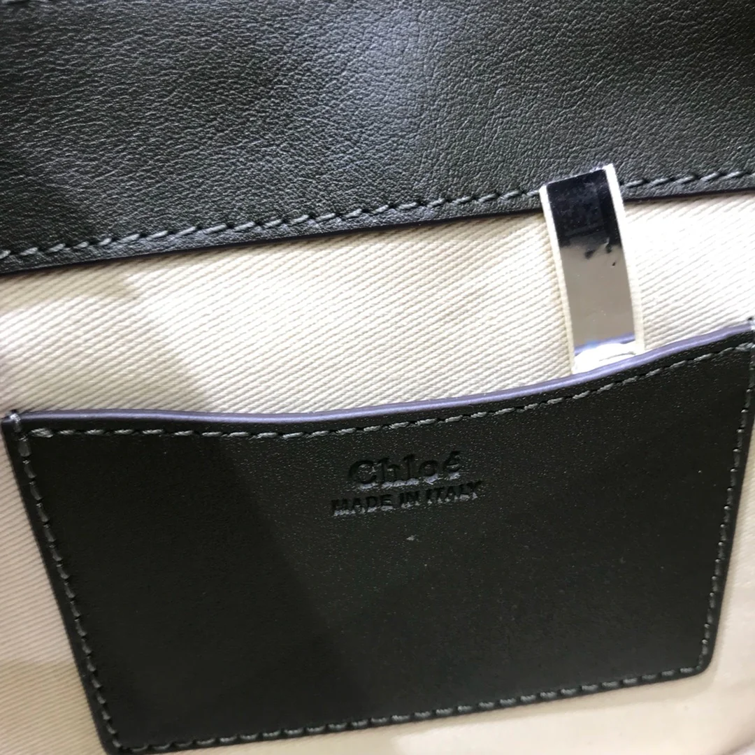 Сумка через плечо Chloe-tess - вышивка в виде шпор.