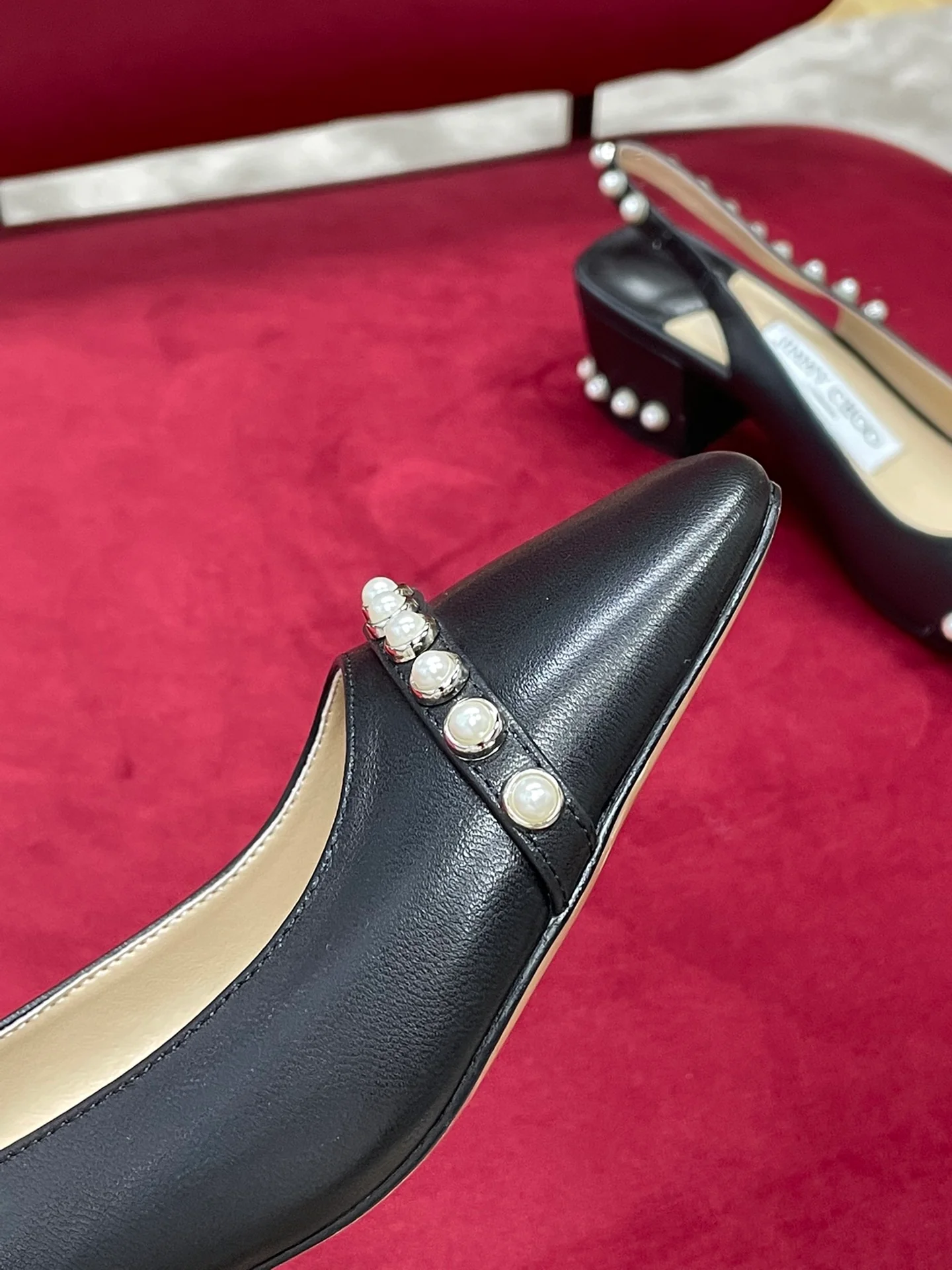 Туфли-слингбэки Jimmy Hoska с квадратным носком — коллекция начала осени 2022 года.