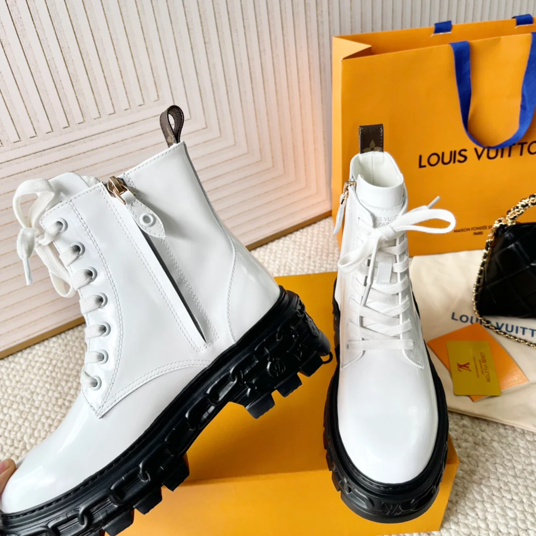 Ботильоны на платформе LV-2024 - белые - 1 шт.