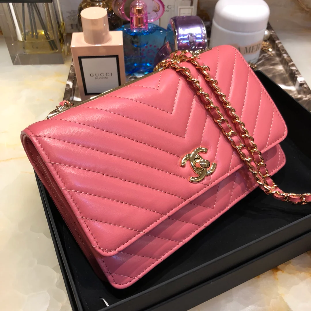 Chanel-trendy-cc-woc-19cm-8