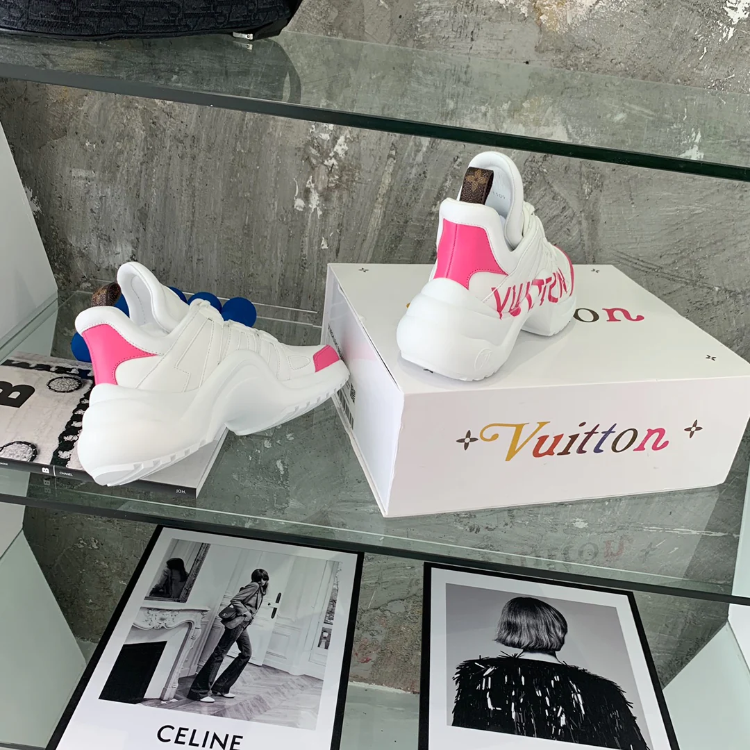 Обувь LV - Массивные кроссовки LV - 22