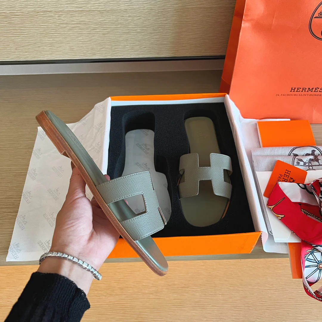 Тапочки Hermes-h на плоской подошве - серия с принтом пальмовых листьев - подошва с полным покрытием