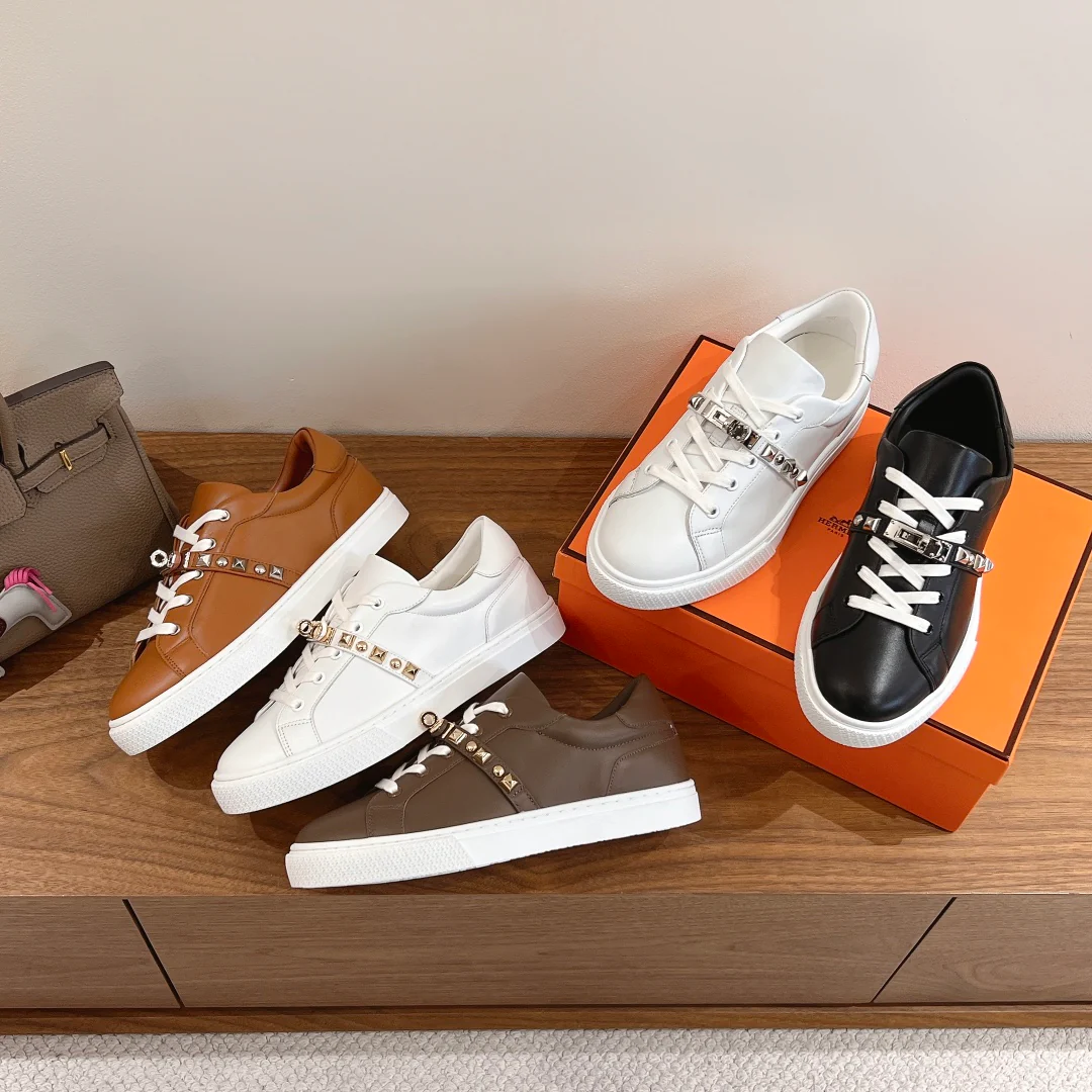 Hermes - Простые туфли на шнуровке с пряжками - Низкие кеды - Изображение из коллекции