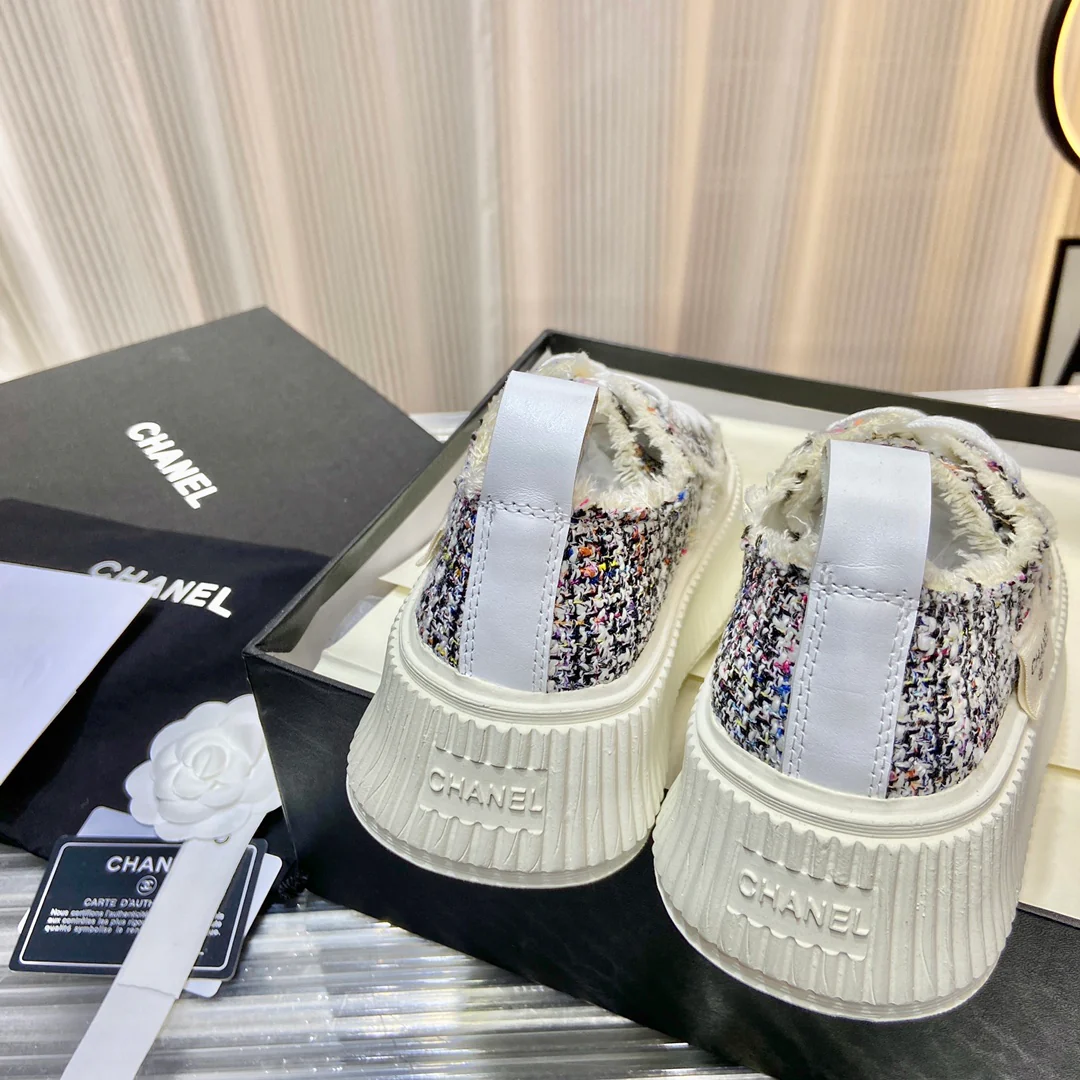 Винтажные туфли Chanel на платформе из мягкой шерсти - толщина подошвы 4 см - размеры 35-39