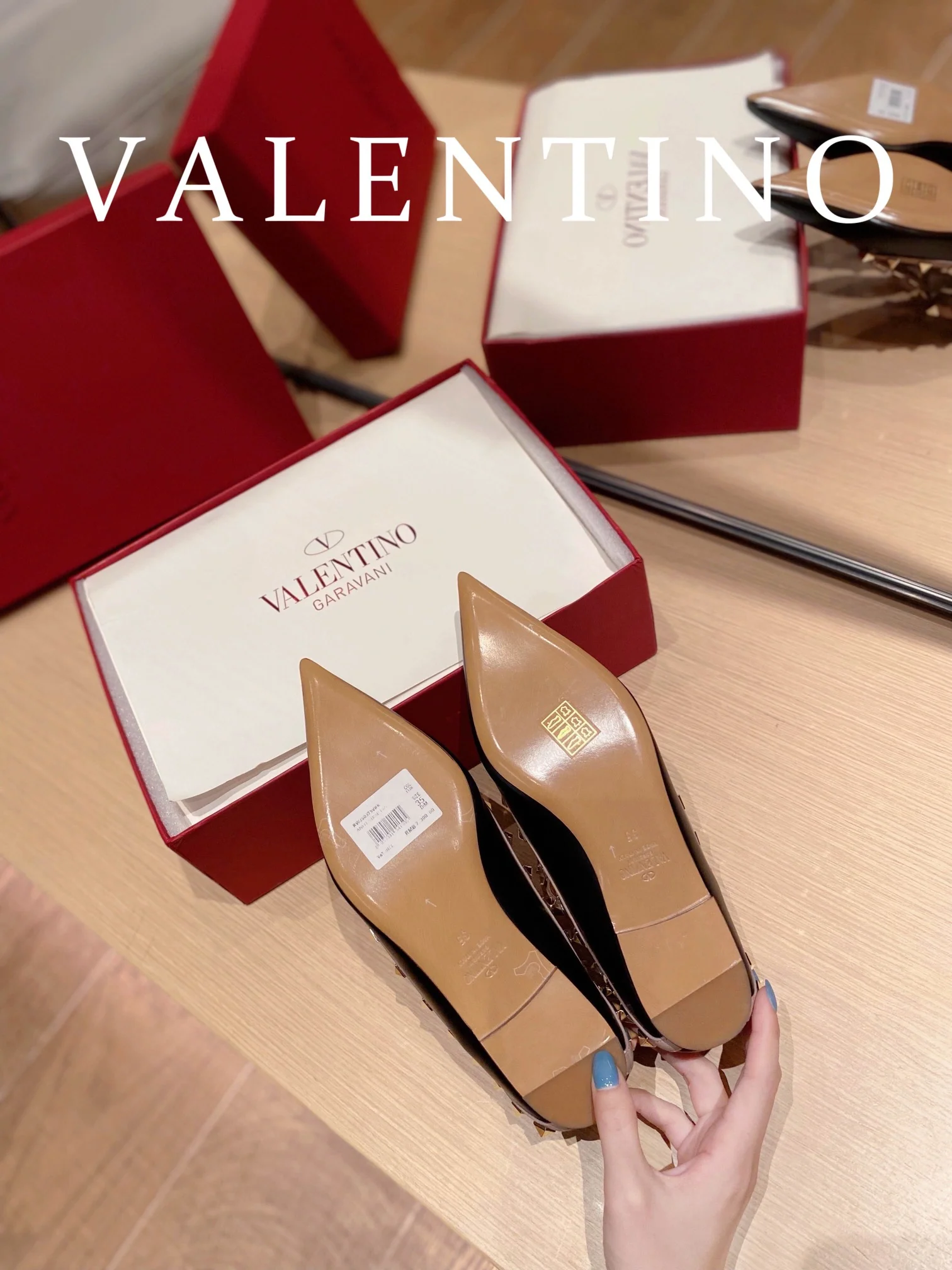 балетки Valentino с острым носком