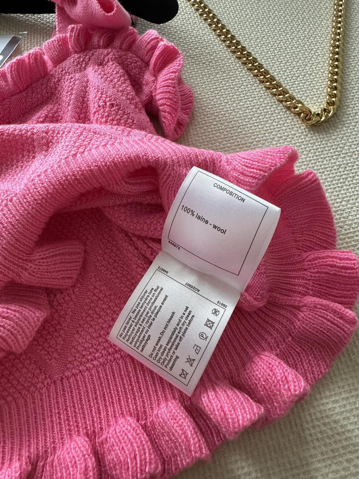 В стиле Chanel - 2403-24 Новая вязаная короткая майка-топ ранней весны - розовая