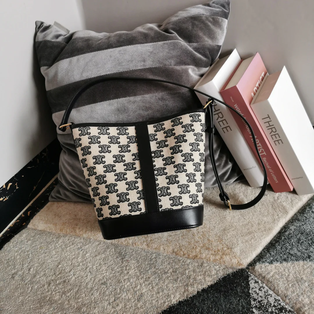 Celine - Вышитая сумка-ведро