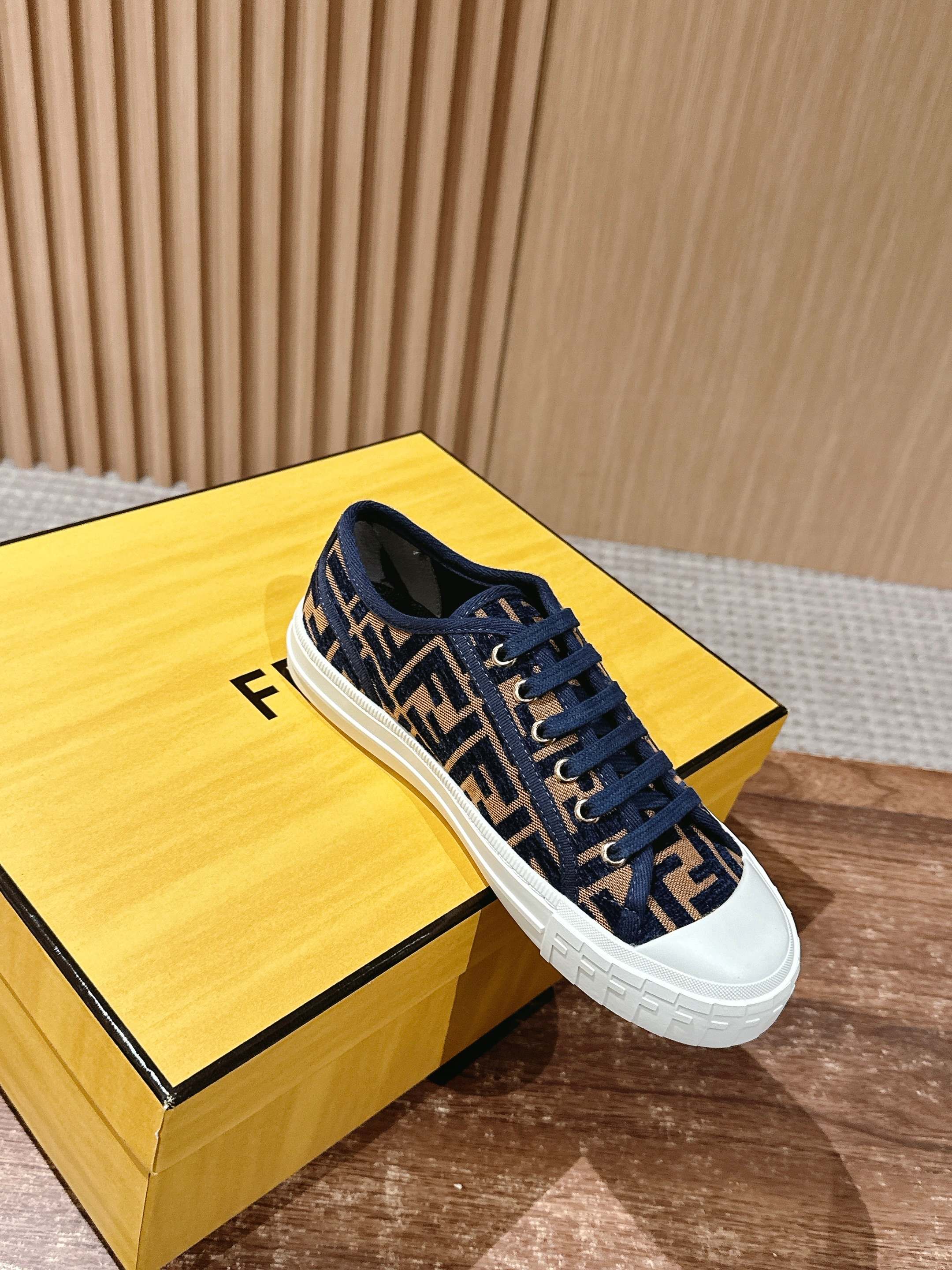 Кед Fendi - Повседневные балетки - Синие