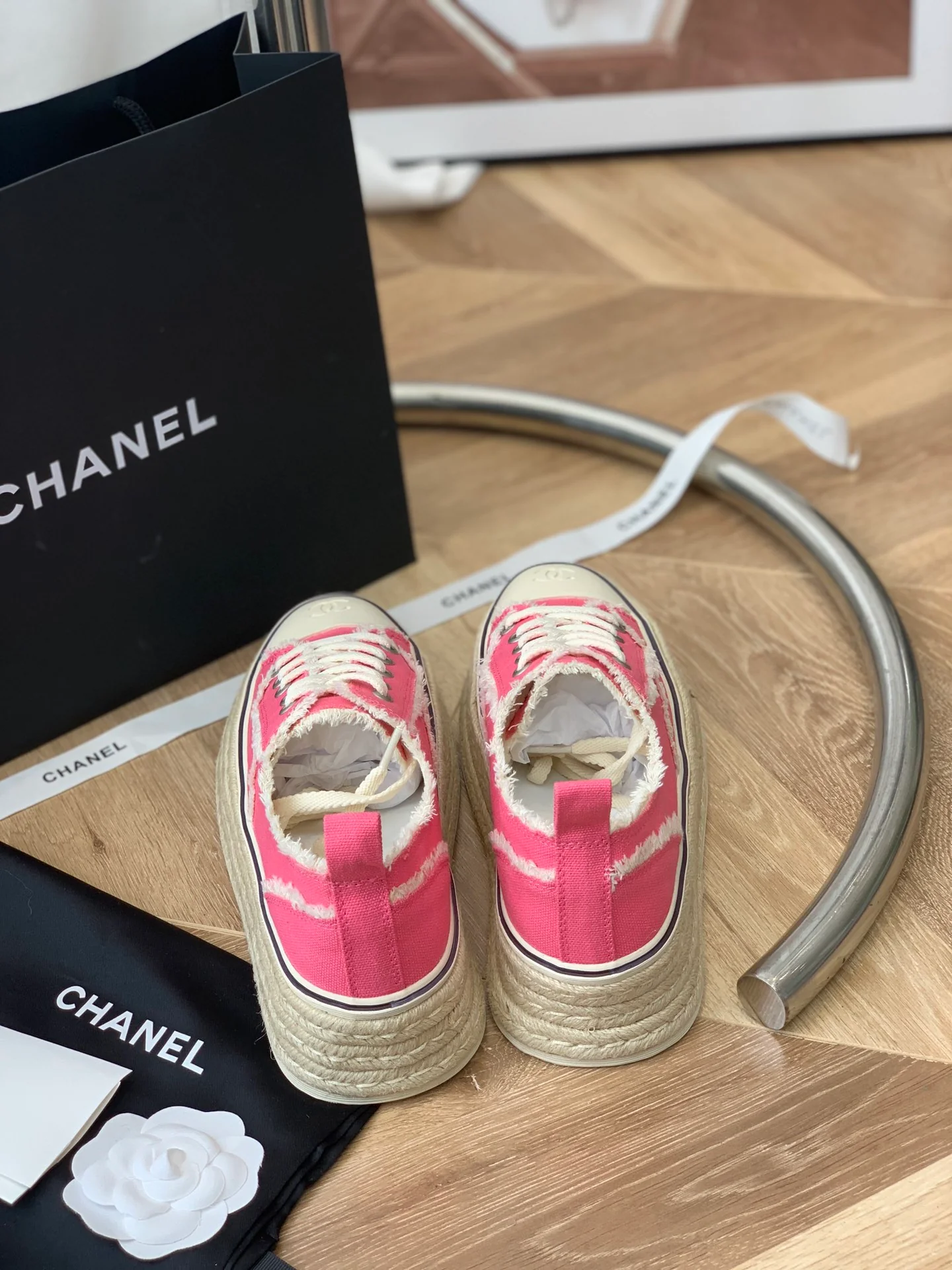 Кедовые туфли на платформе Chanel - повседневная обувь - розовые