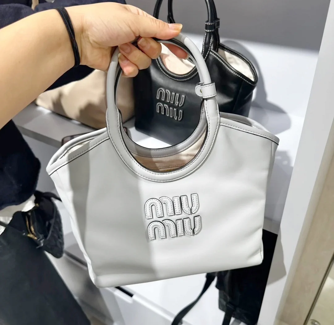 Сумка-тоут Miu Miu Ivy - Body Showcase