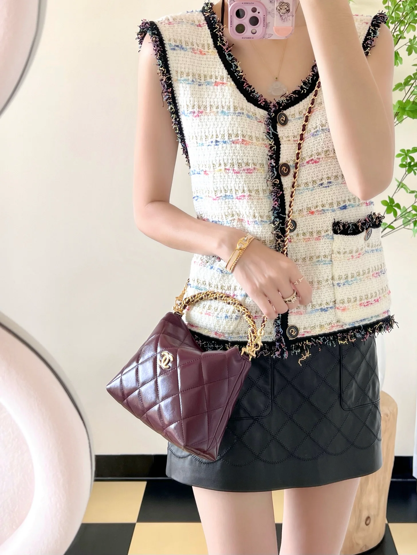 Сумка-хобо Chanel с витой ручкой - бордовая