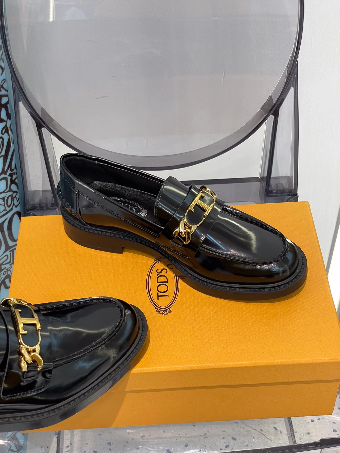 Лоферы Tods-td с пряжкой