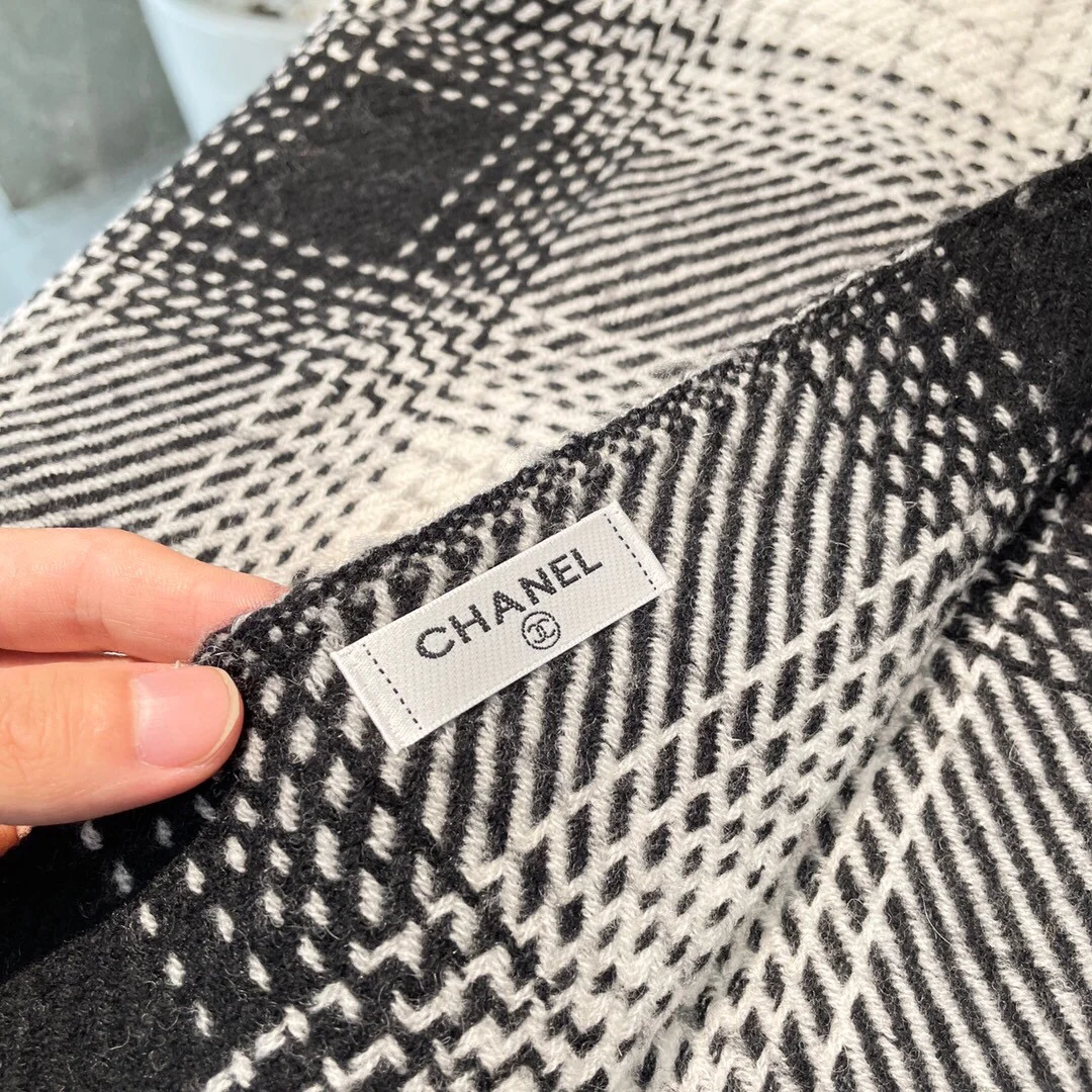 Шарф Chanel в клетку - 70 см - 200 см - 100% кашемир