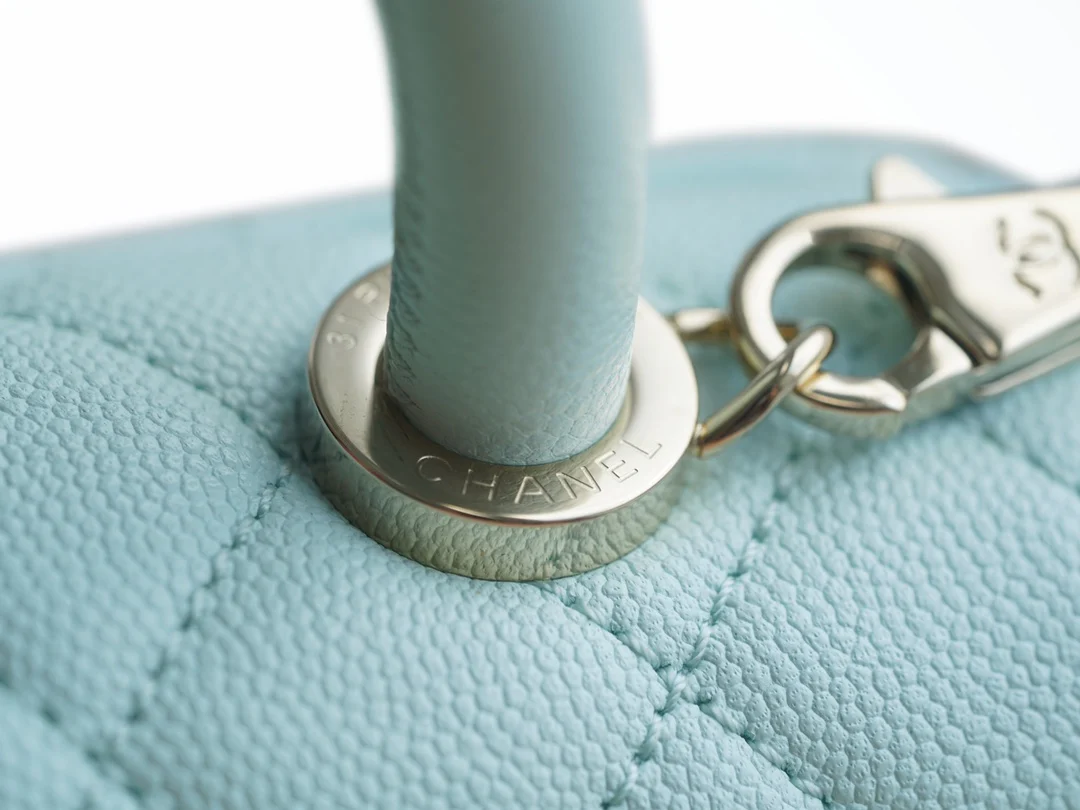 Мини-кружка Chanel Coco Handle, нежно-голубая