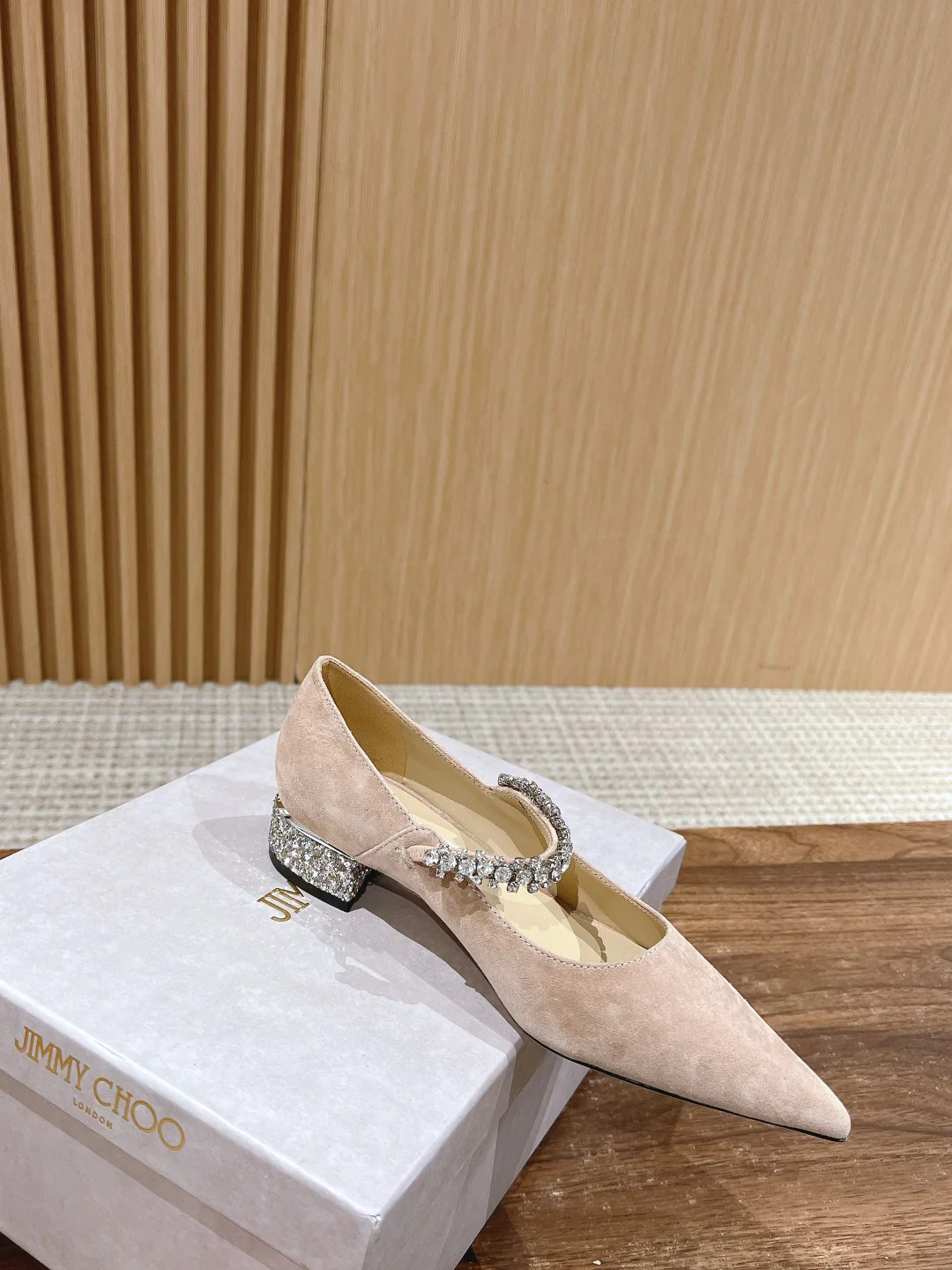 Jimmy - Колье с одной лямкой и кристаллами - Туфли Мэри Джейн - Абрикосово-розовый