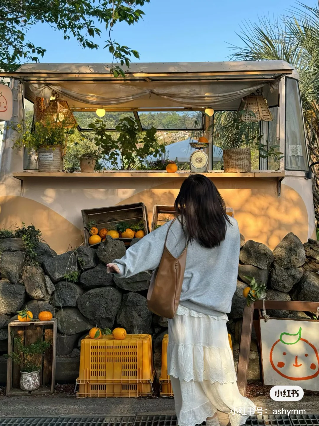 Сумка-хобо Miu Miu Ivy — носить и делиться