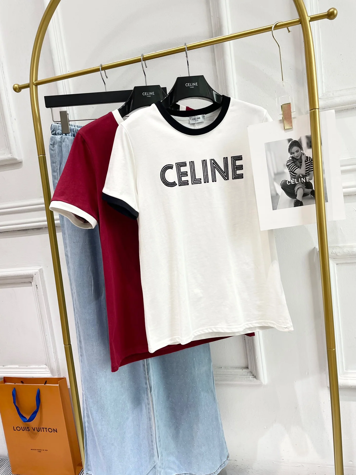 Футболка Celine 2403 из хлопка с коротким рукавом и цветными блоками, модель Letter Color Block, белая.
