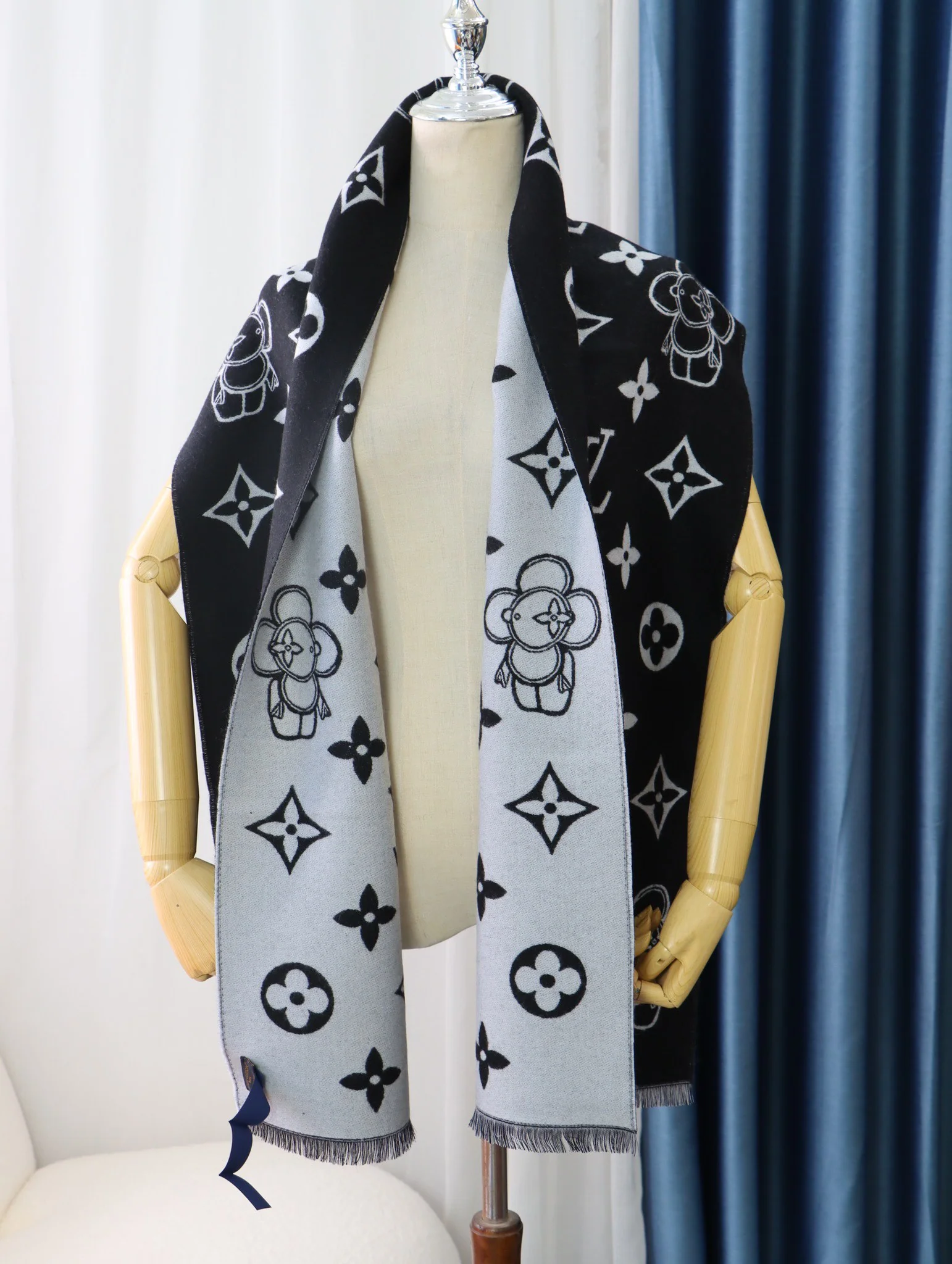 LV-100 - Шарф из овечьей шерсти, 34 (180 см), черный