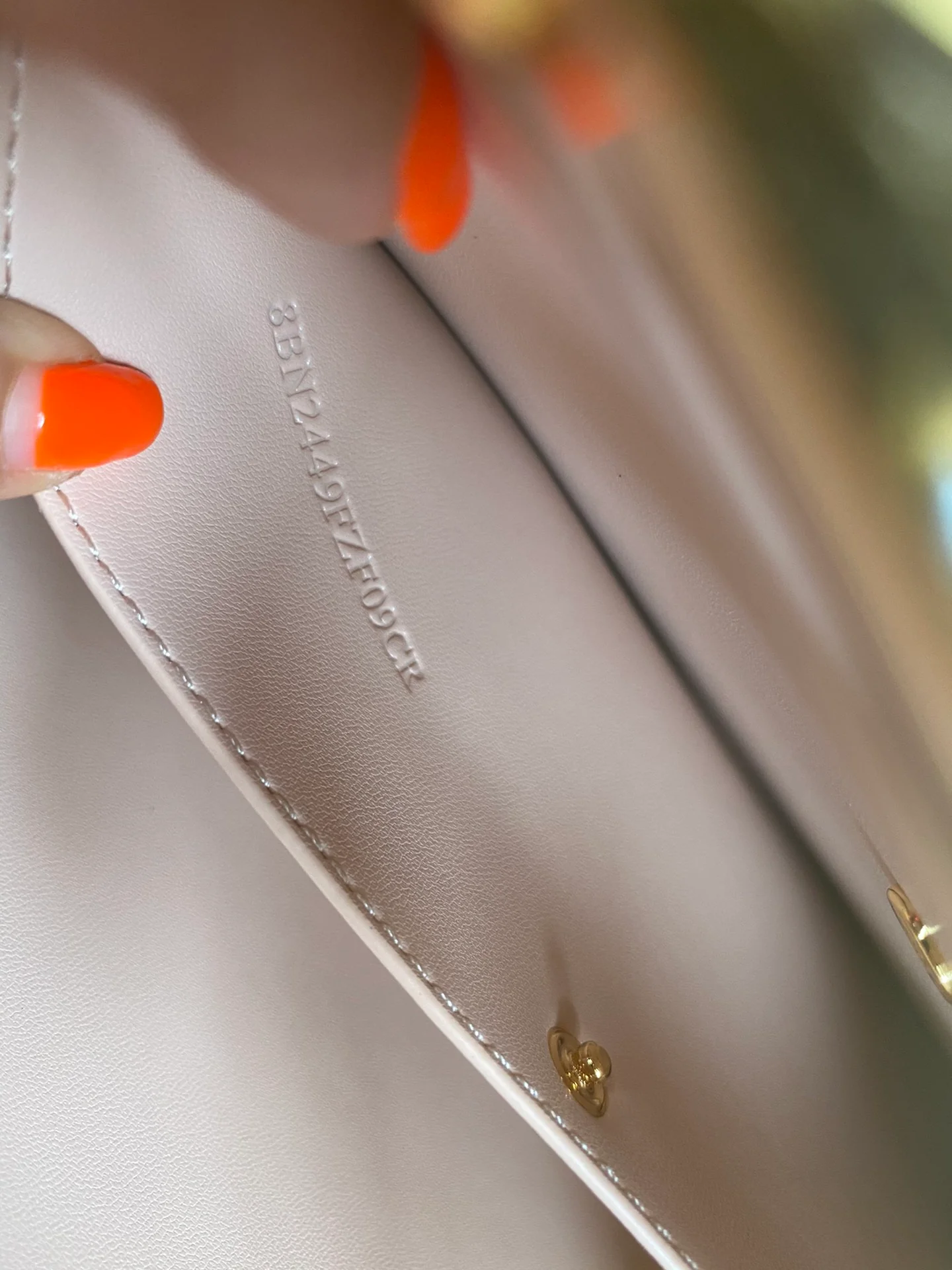 Маленькая черная кожаная сумка Fendi Peekaboo i-seey