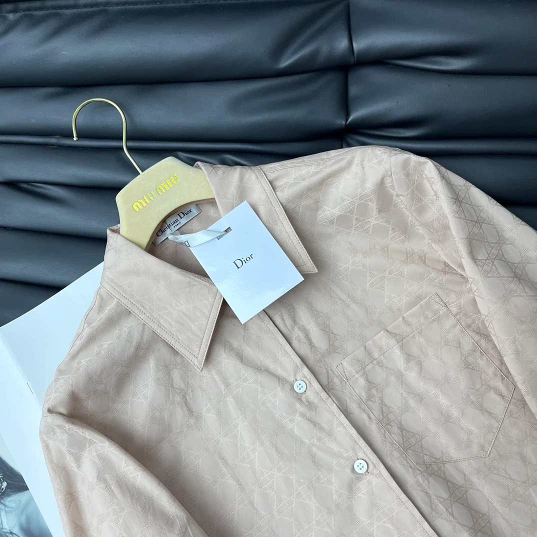 Dior — Новое поступление 2403-24: рубашка с вышивкой Cannage — оранжевая