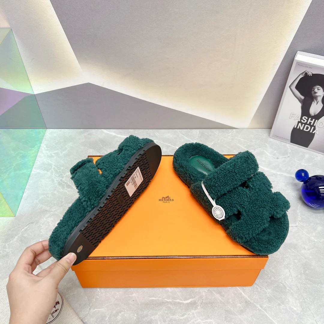 Новинка сезона осень/зима 2023 от Hermes - Дядяны тапочки - Зеленые