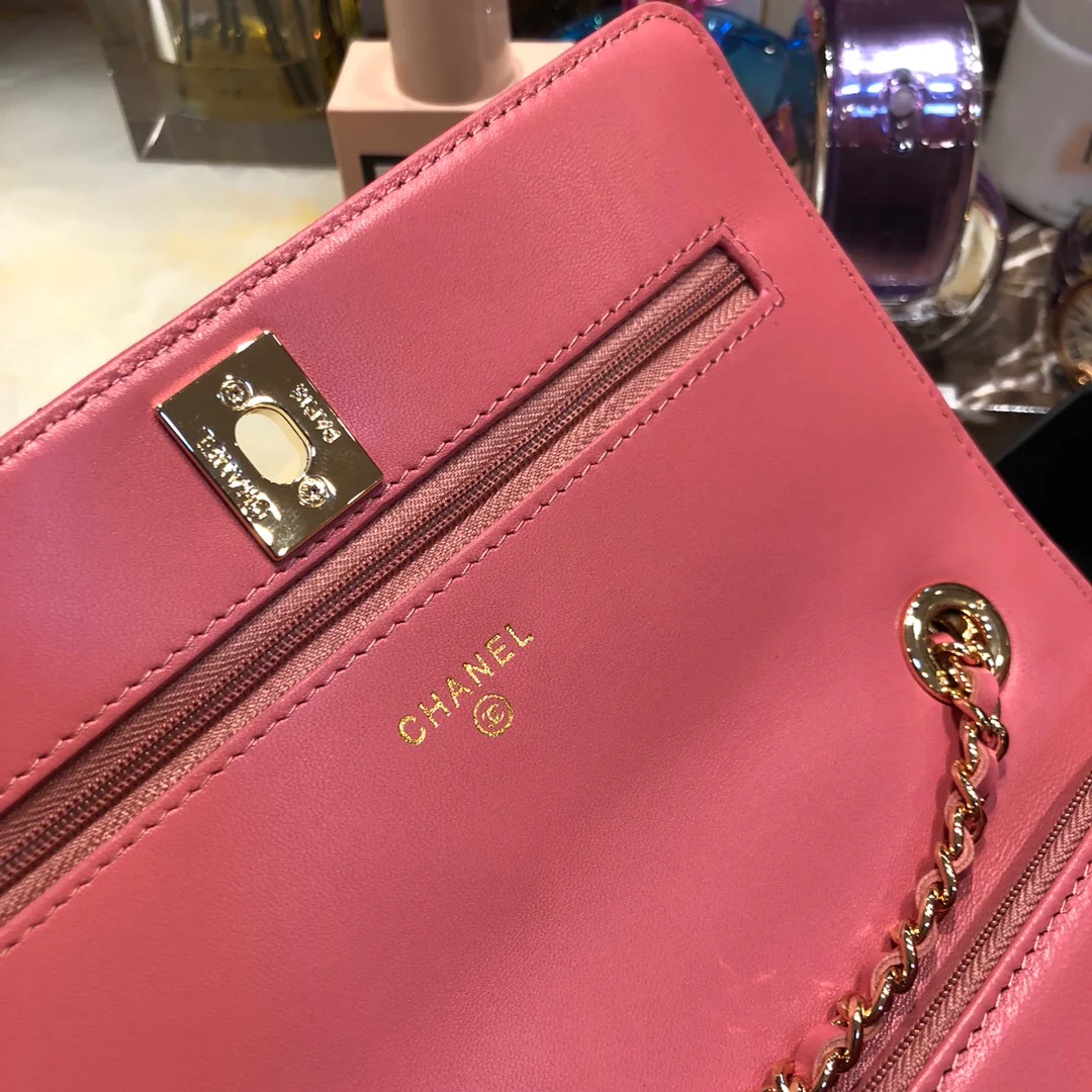 Chanel-trendy-cc-woc-19cm-8