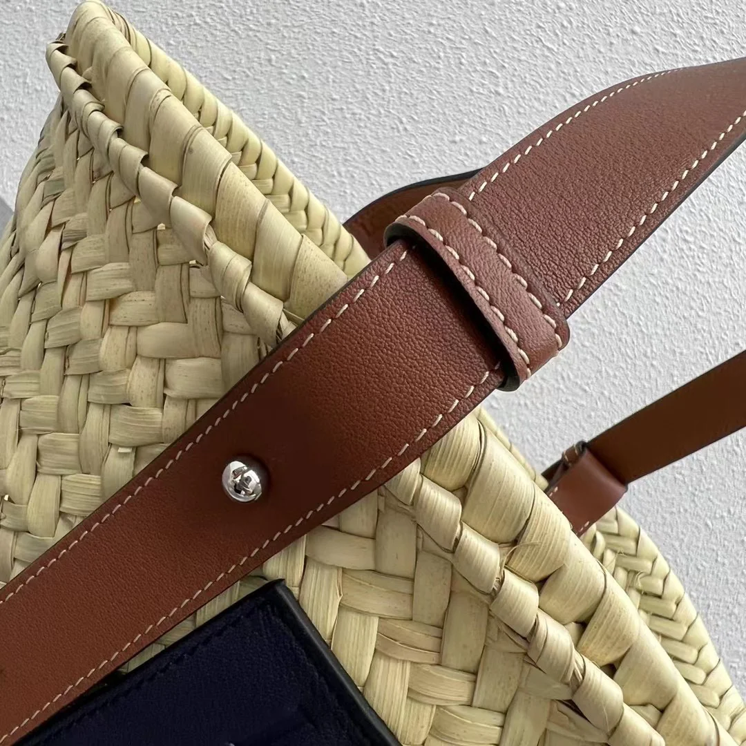 Соломенная сумка Loewe - 33 см - Маленькая - Черная