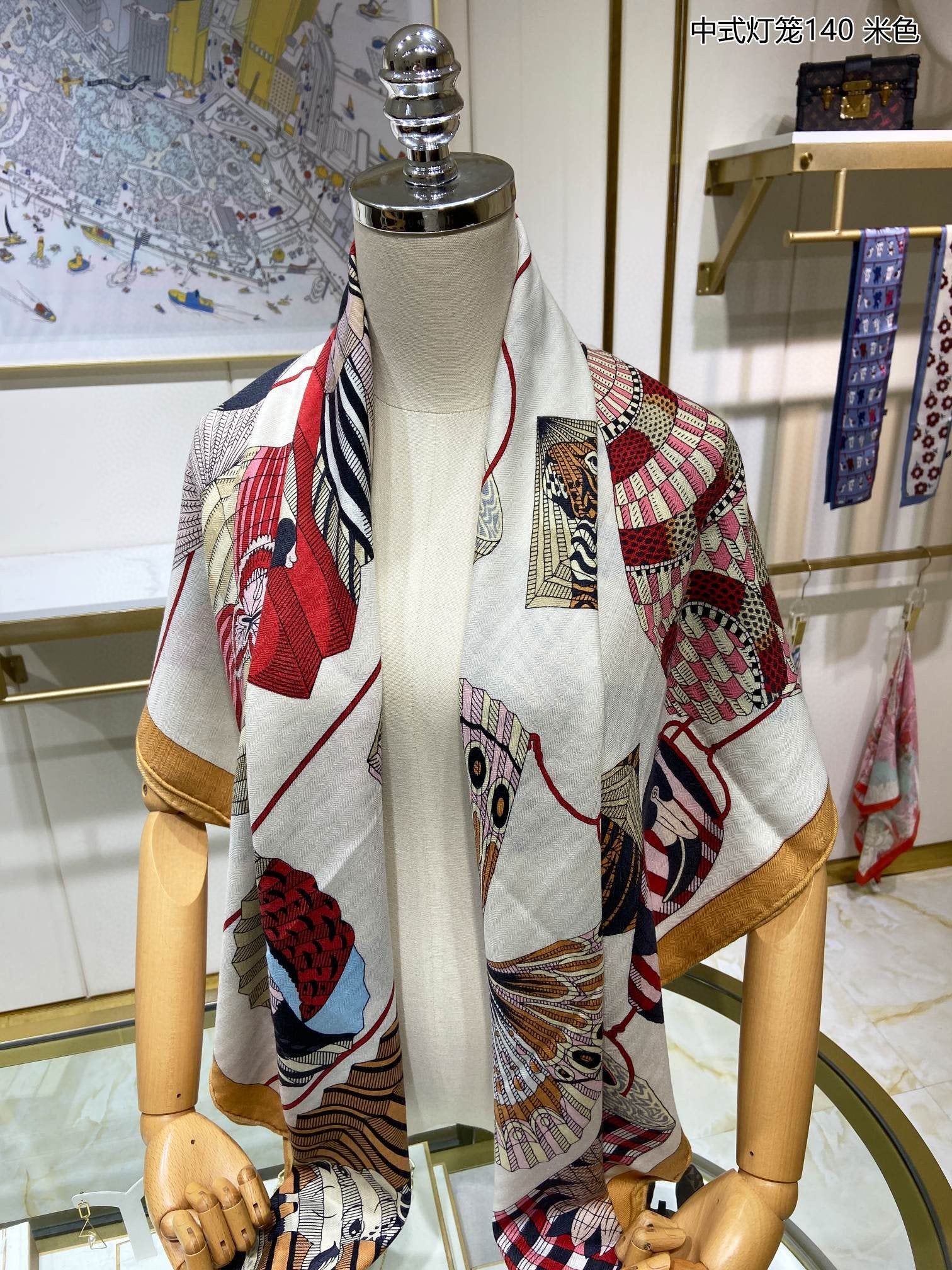 Квадратный шарф Hermes ?Китайский фонарь? — 140 см — 70% кашемир — 30% шелк — коричневый