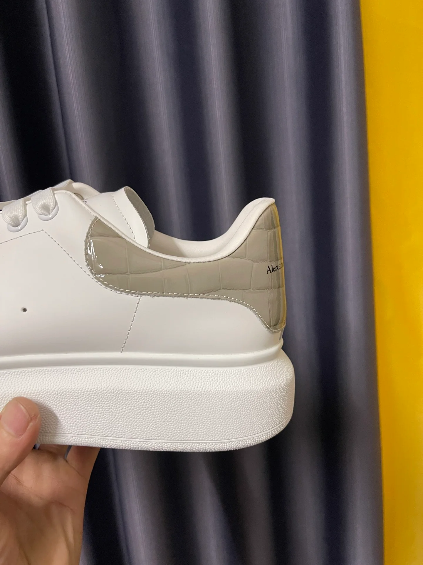 Классические белые кроссовки McQueen - унисекс - серая клетка - премиум-издание