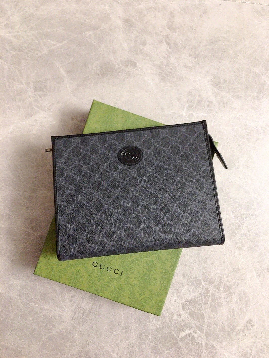 Gucci-新款老花手拿包