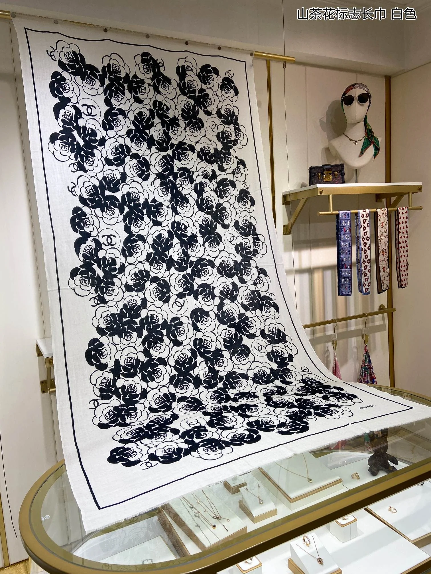 Длинный шарф Chanel Camellia - 110 см - 200 см - 100 см - Кашемир премиум-класса - 1 шт.