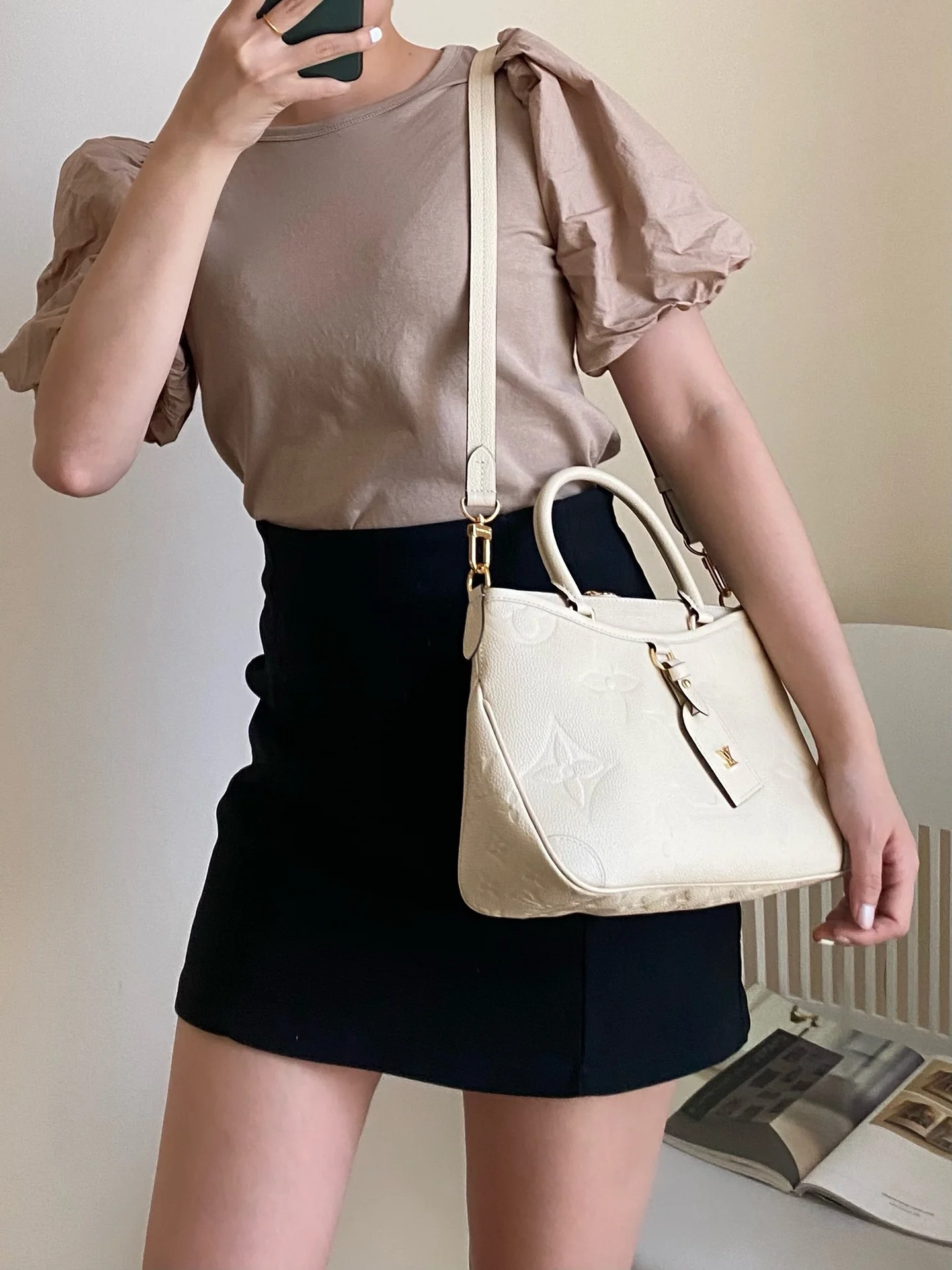 m46585-LV-Trianon сумка-Белая-Маленькая