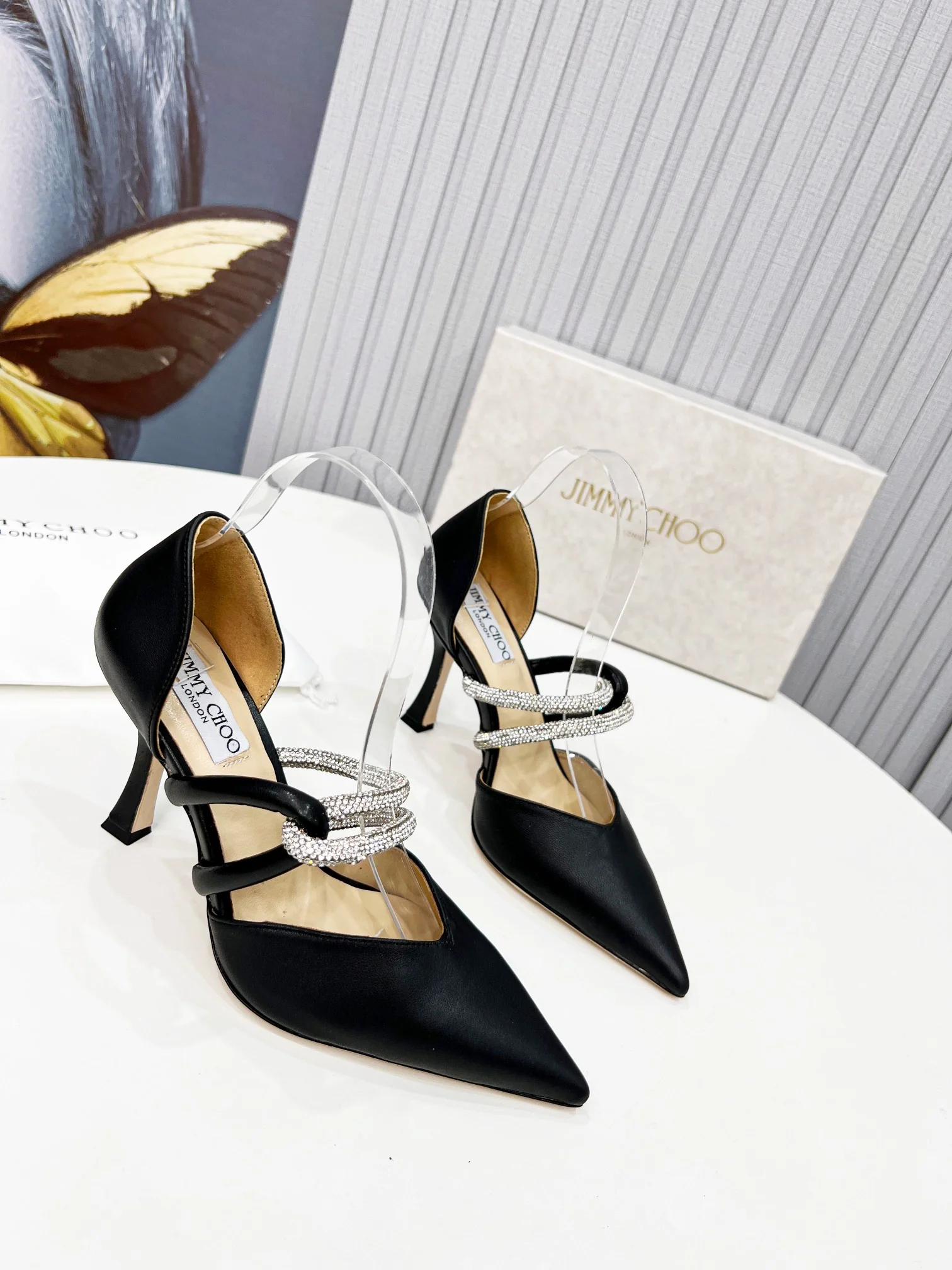 Jimmy - Туфли-лодочки на шпильке с острым носком - Черные