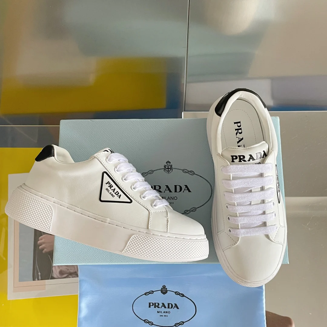 Новые поступления Prada ранней весной 2022 года - Повседневные туфли на платформе - 4