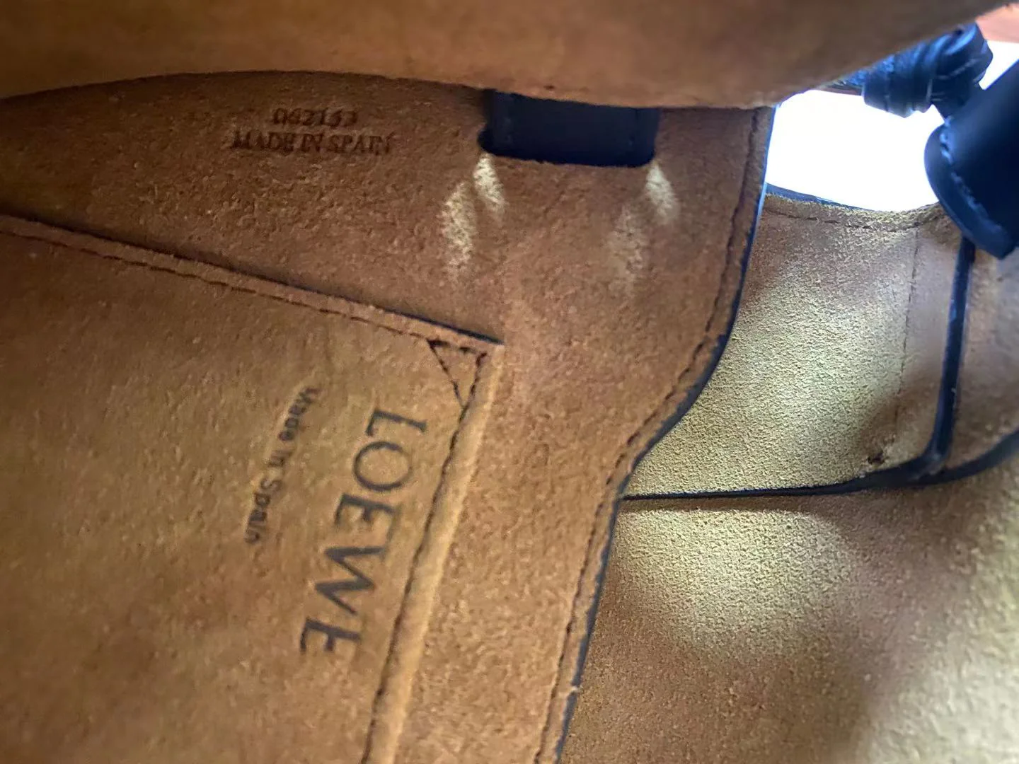 Сумка-седло Loewe-gate Letter с широким плечевым ремнем - маленькая - 1