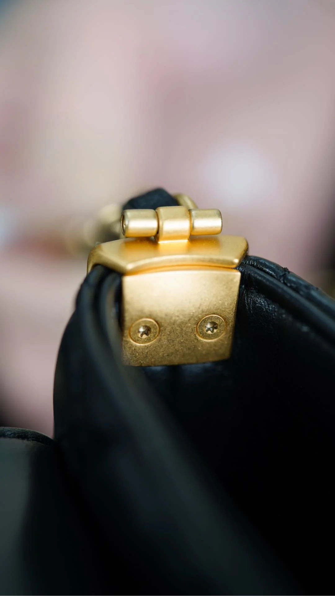 Сумка Chanel 25p Handle Flap Bag (квадратная) - черно-золотая