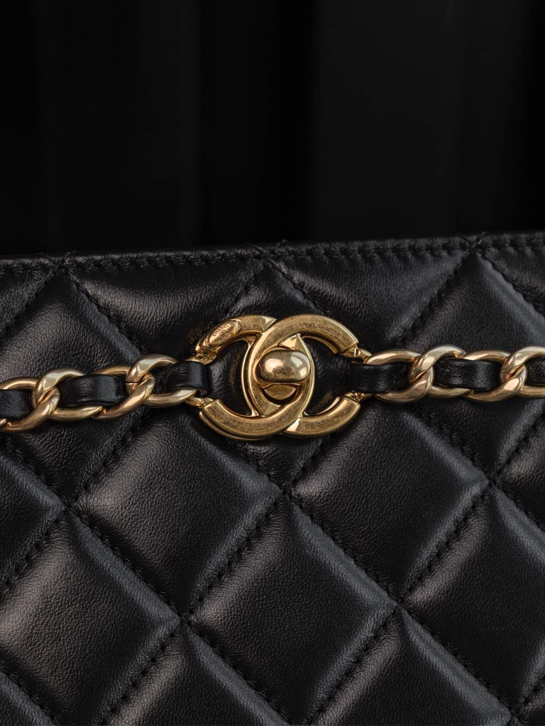 Сумка для ужина в стиле ретро с подиумом, 24 карата - черная.