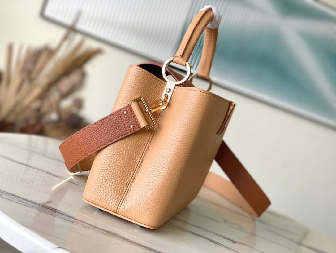 m23058-LV-capucines-коричневый с коричневыми отверстиями от гвоздей-средний