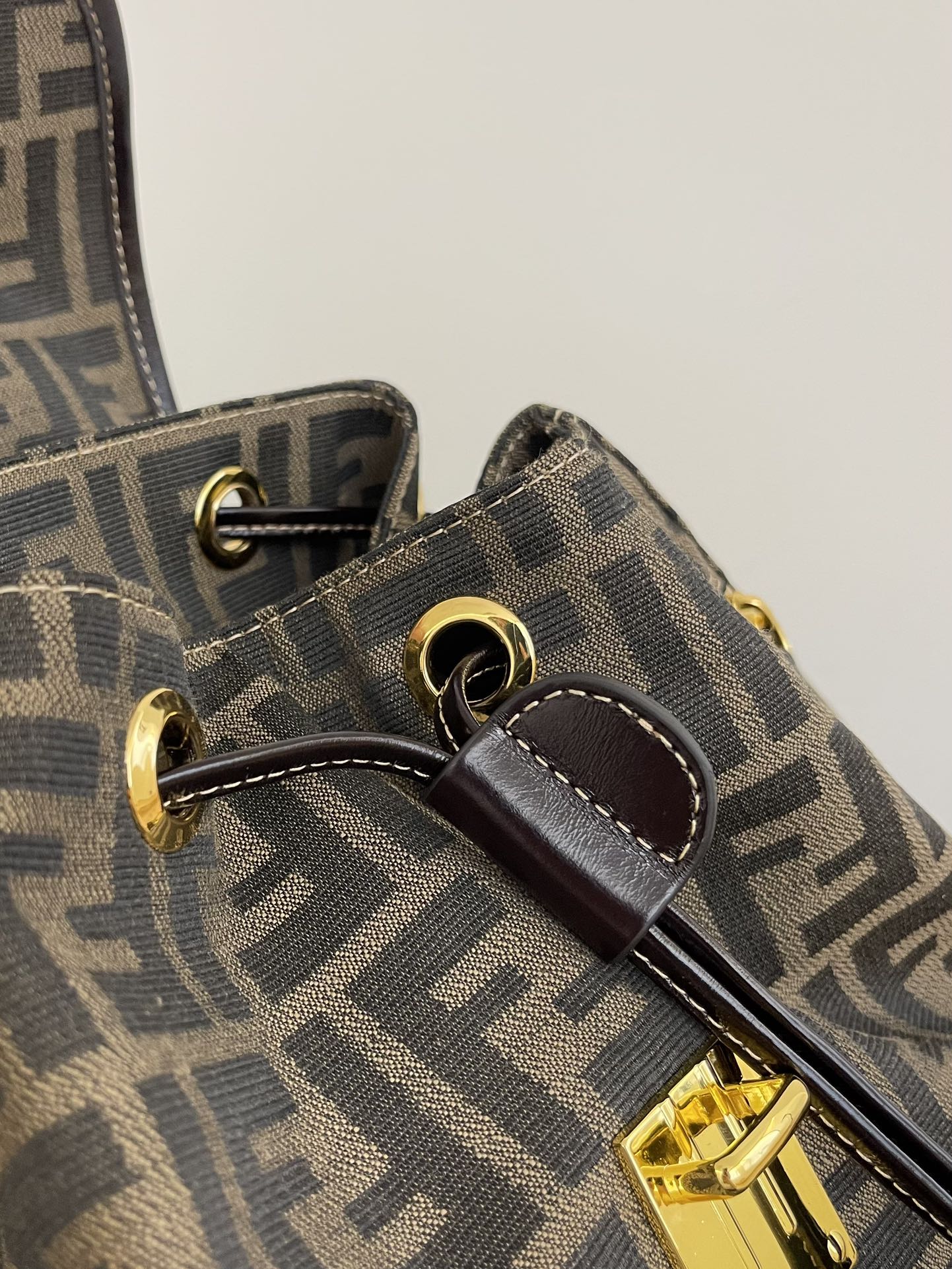 Винтажный рюкзак Fendi Monogram