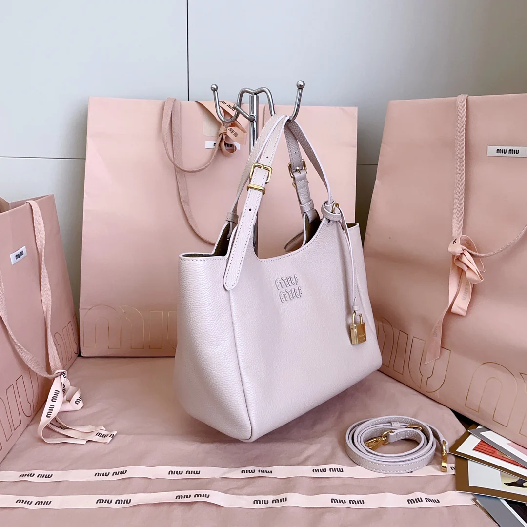 Сумка-тоут Miu Miu 5ba304 — абрикосово-розовая