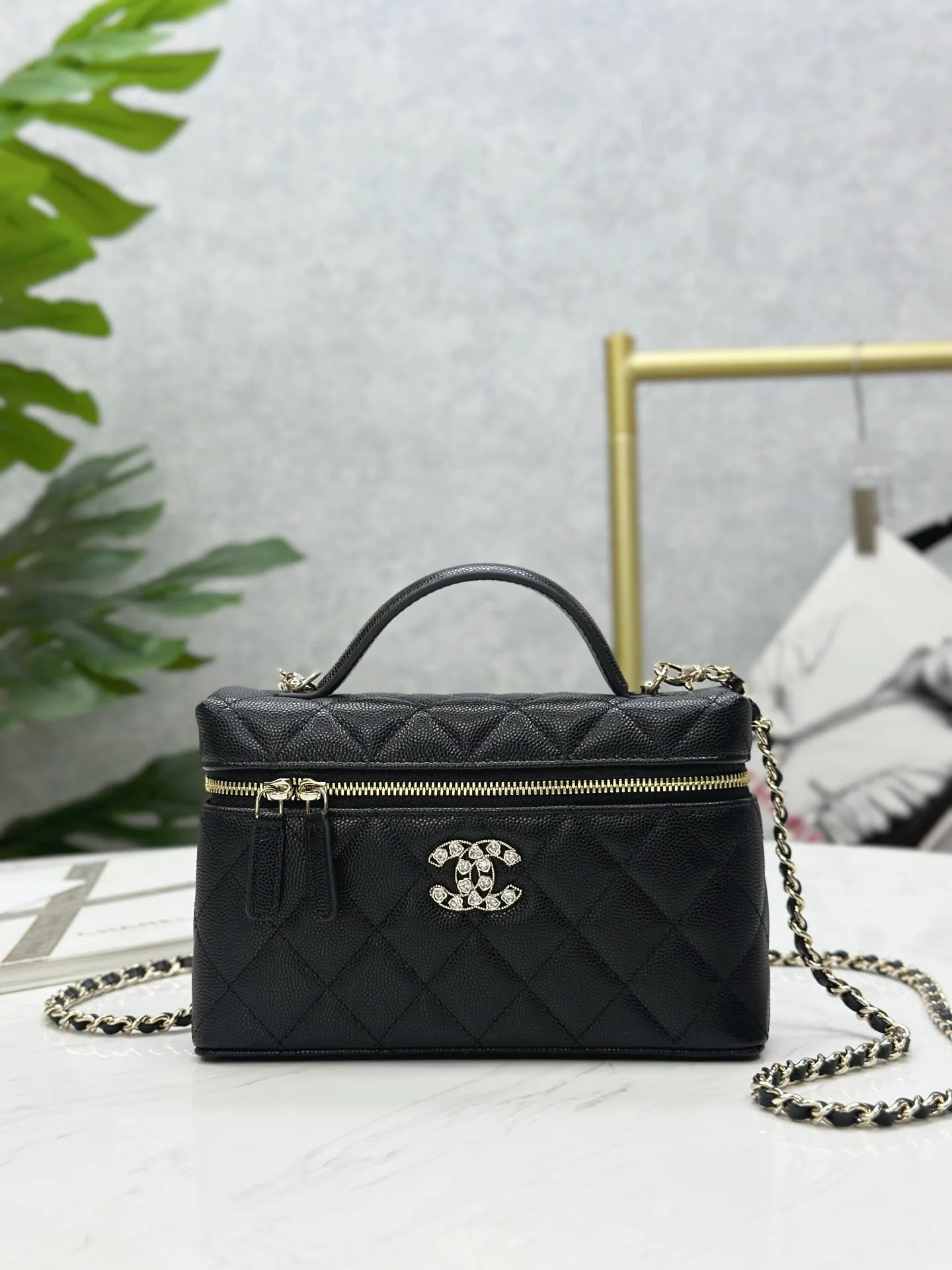 Сумочка Chanel 25p Heart Diamond LP с цепочкой - черная