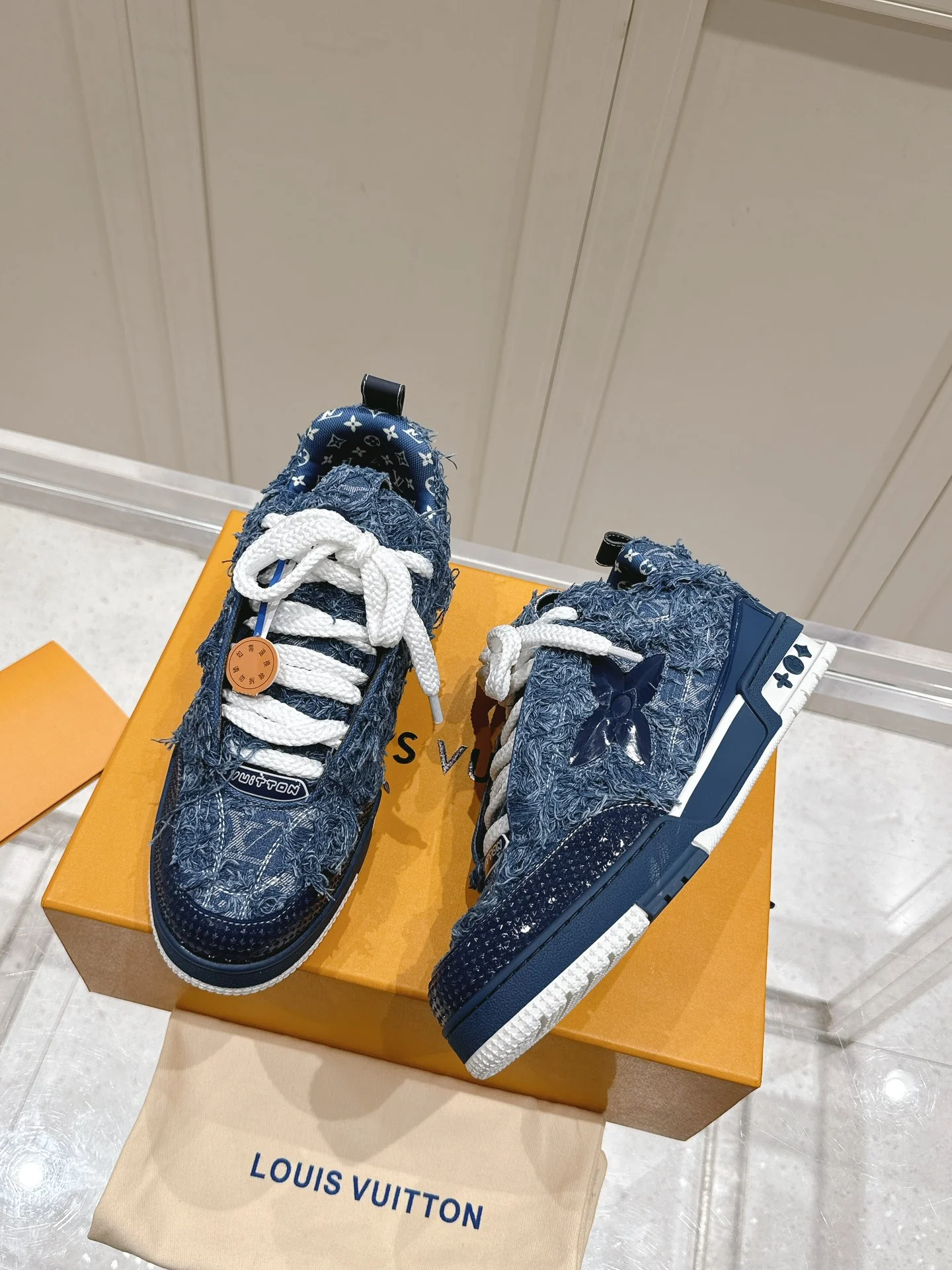 LV-2024-Кроссовки-Синие-2