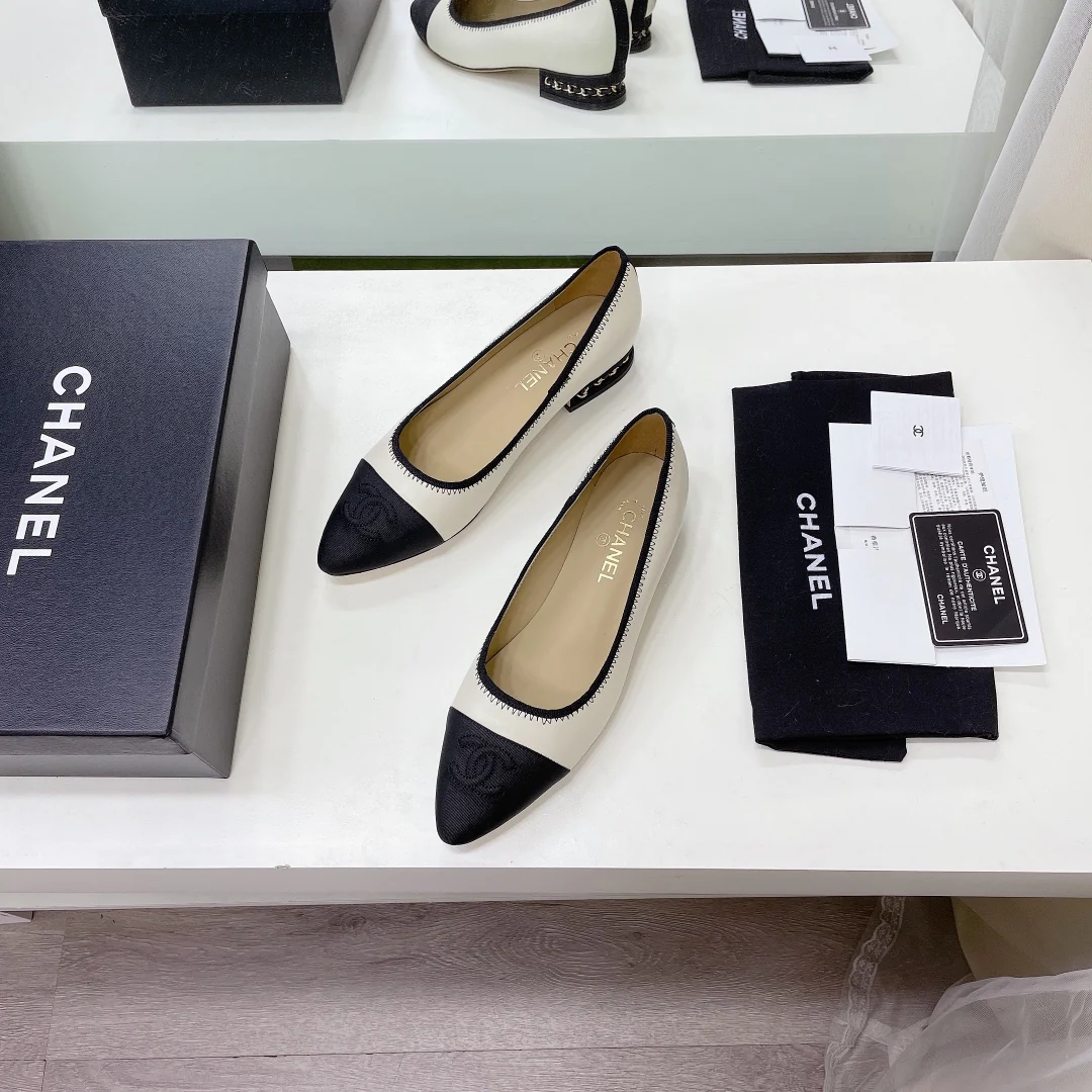 Chanel - Балетки на плечи - Коллекция Goddess