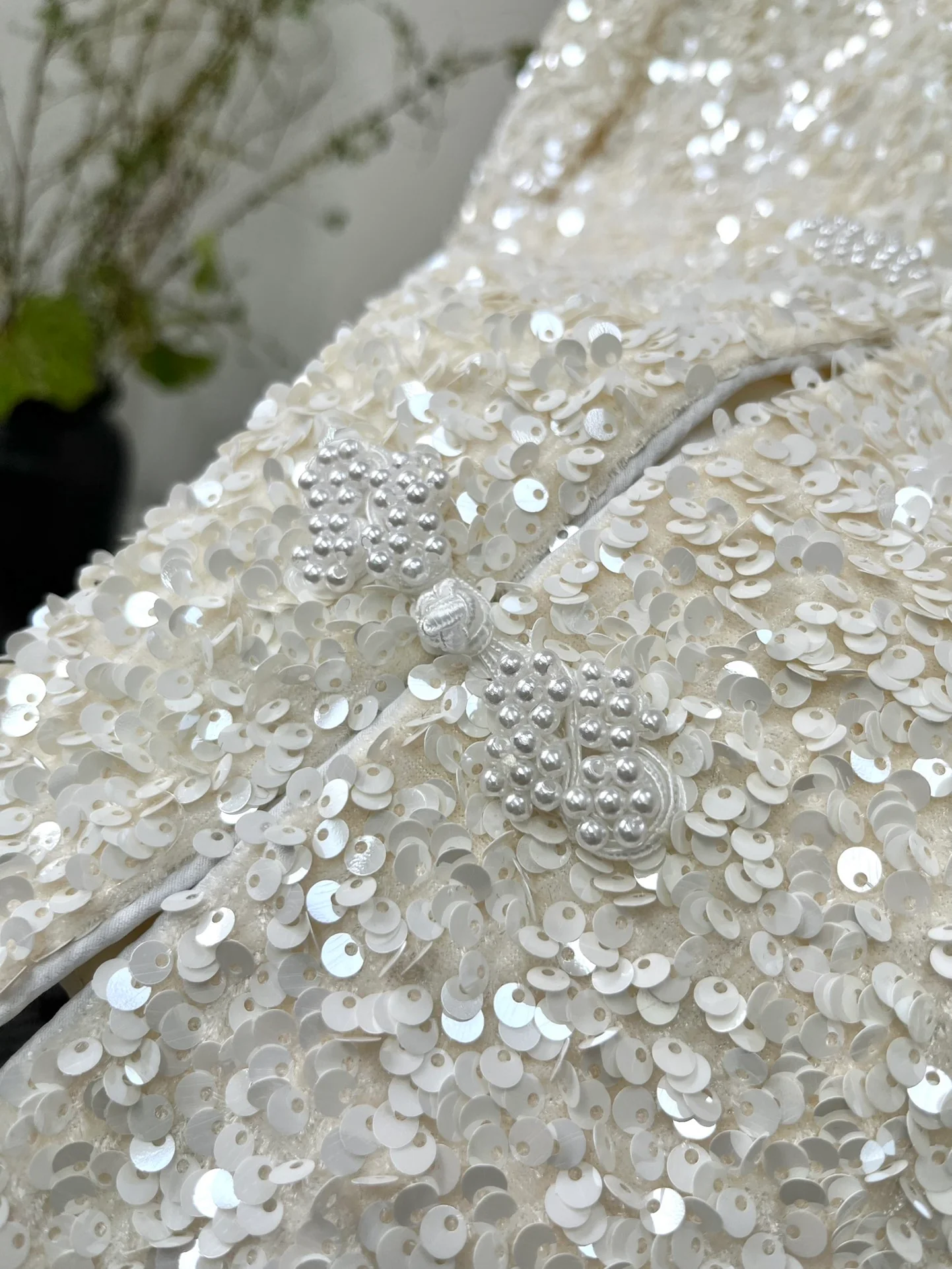 Chanel 2403 - Расшитый пайетками жакет в стиле Chanel