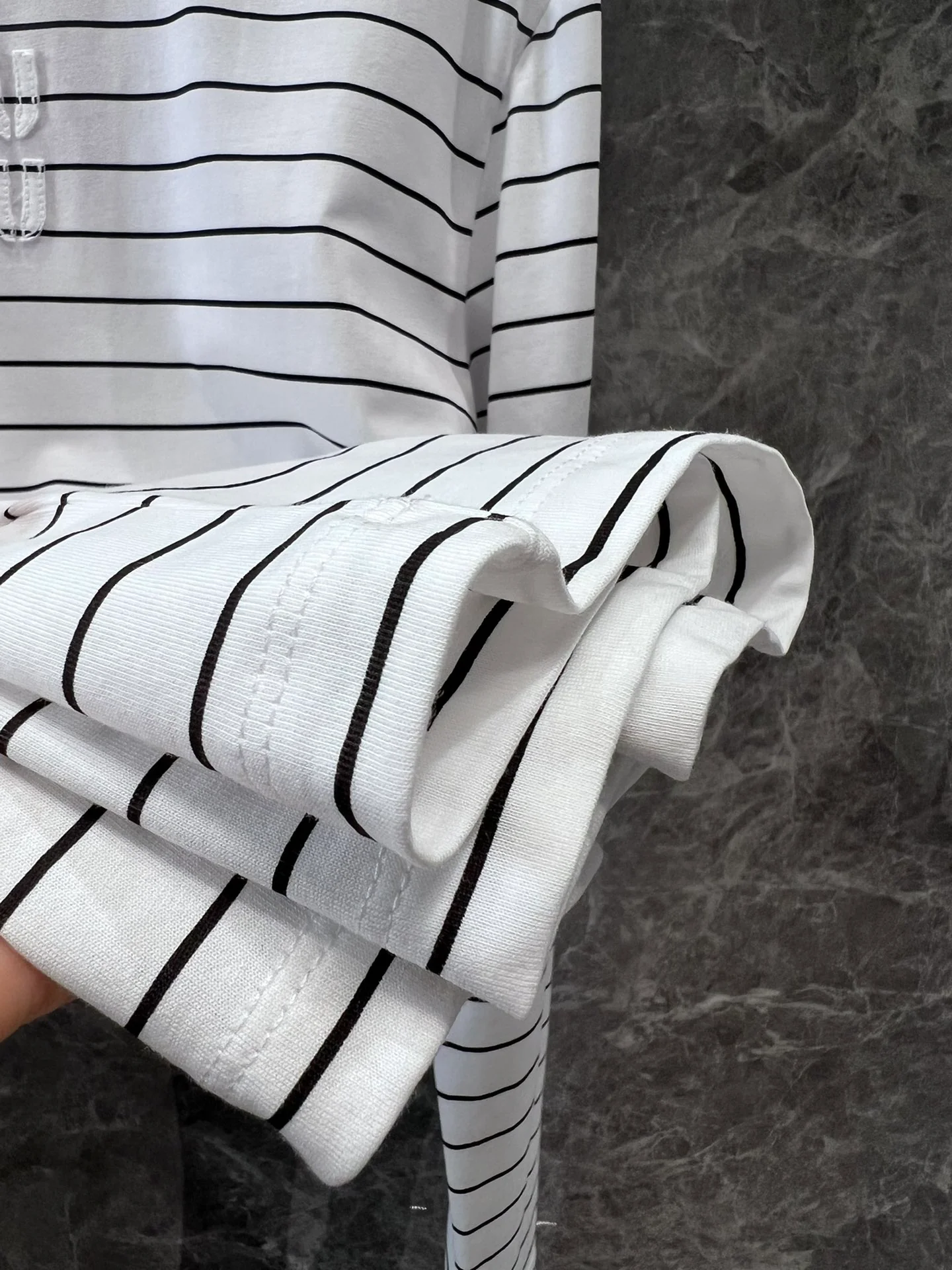 Miu Miu - 2404 - 24ss Весенне-летняя новинка - Полосатая футболка с длинным рукавом - Белая