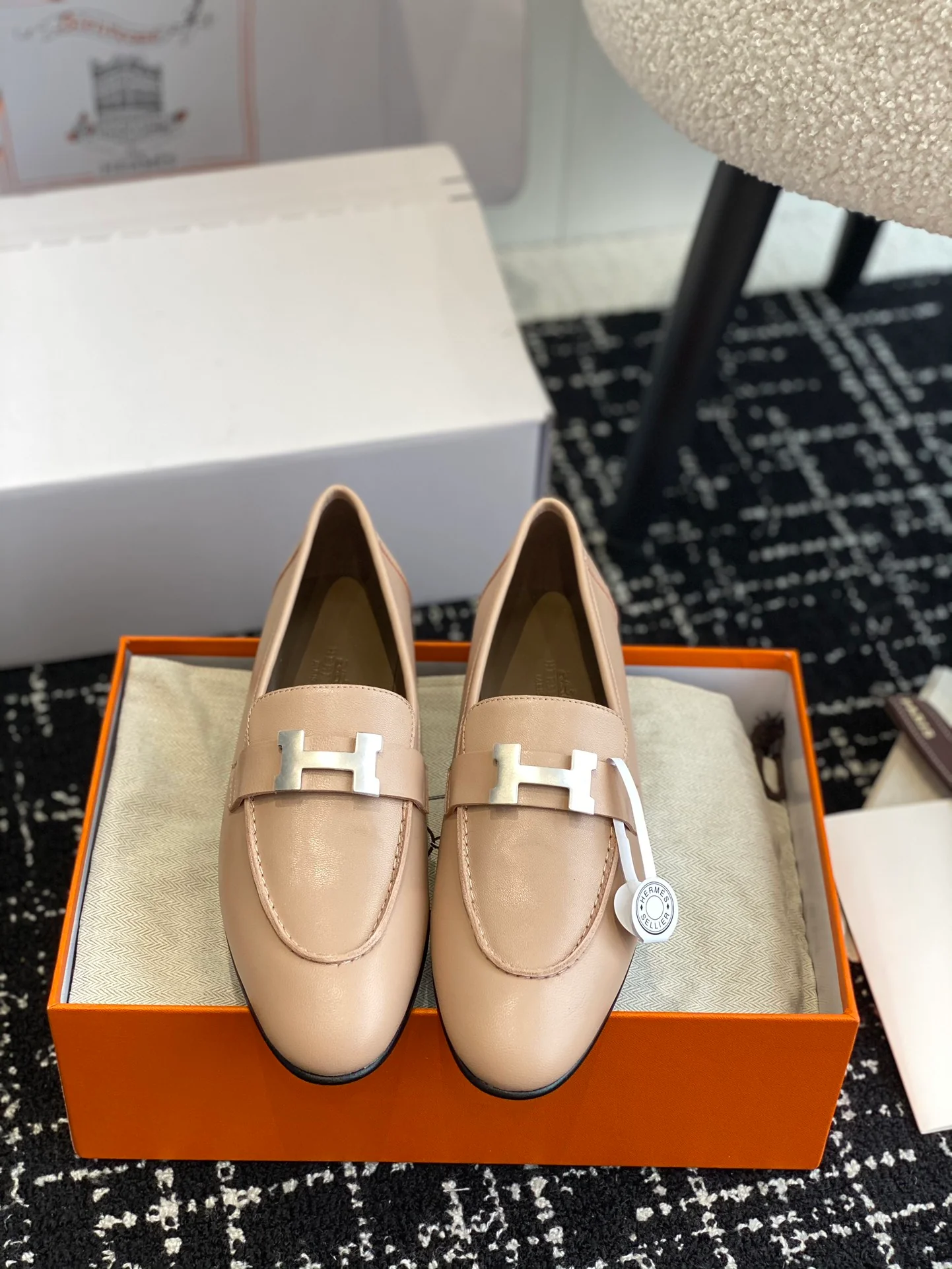 Лоферы Hermes - розовато-абрикосового цвета