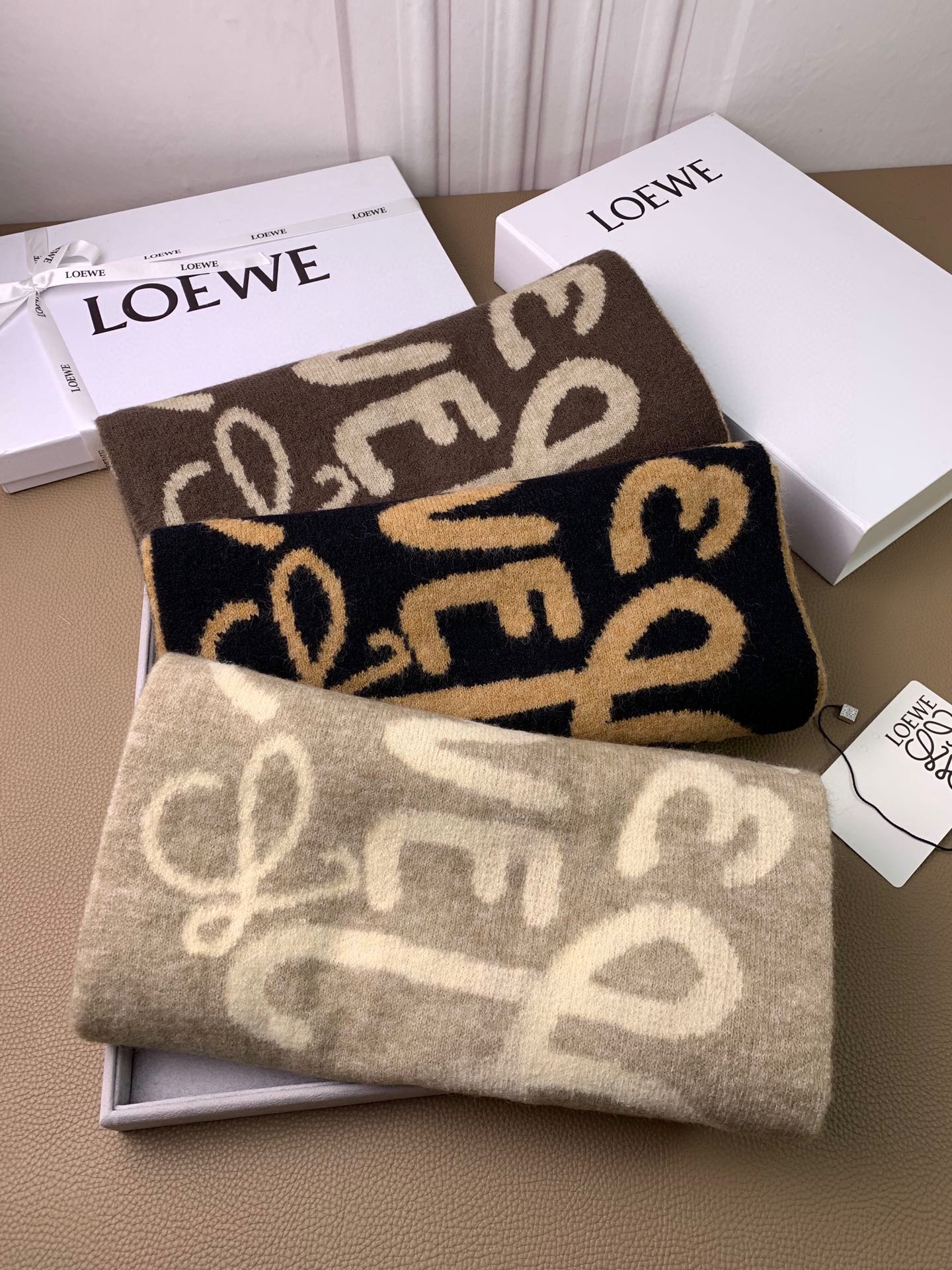 Кашемировый жаккардовый шарф Lolwei