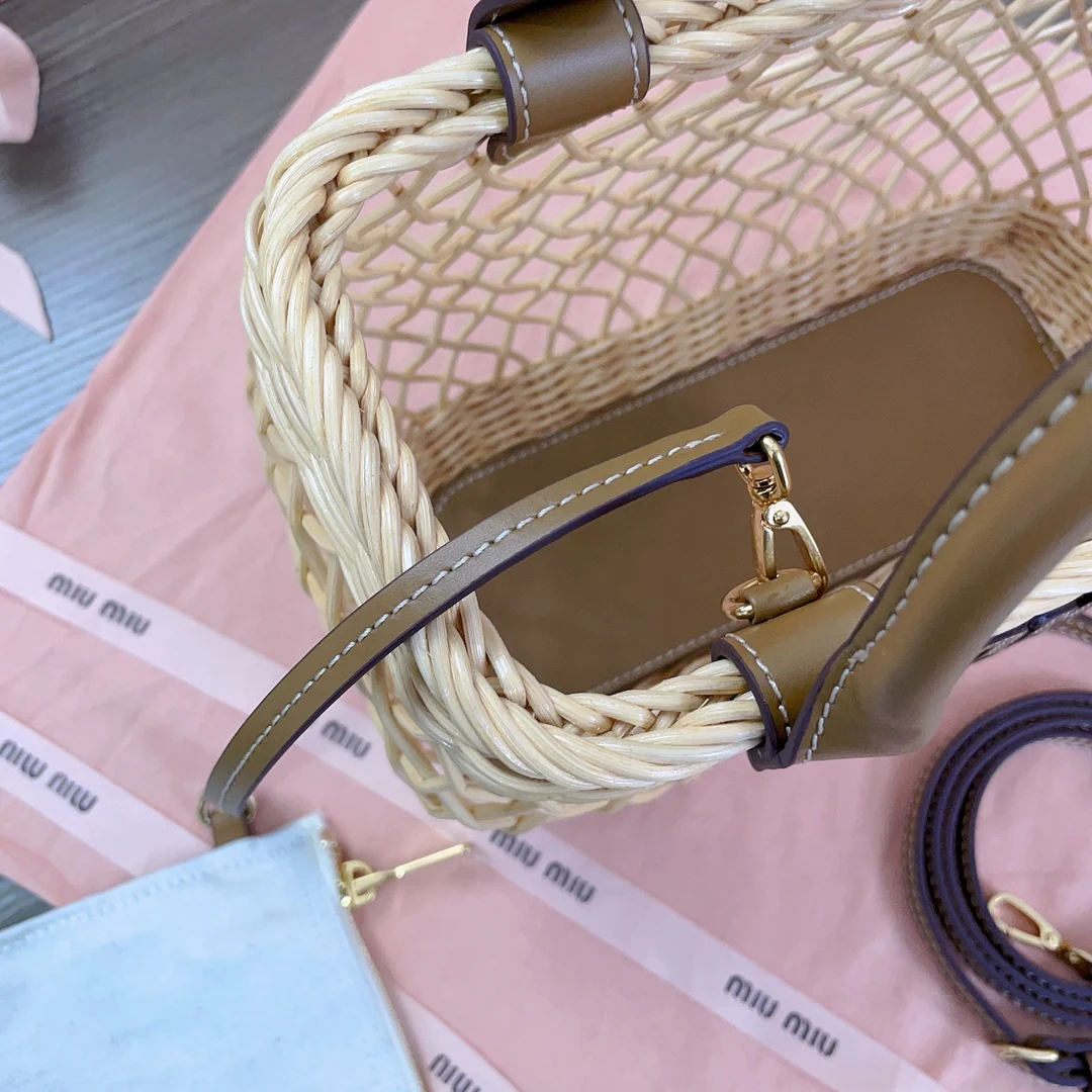 Miu Miu-5ba286 - Полая корзина для овощей - Регулируемый плечевой ремень