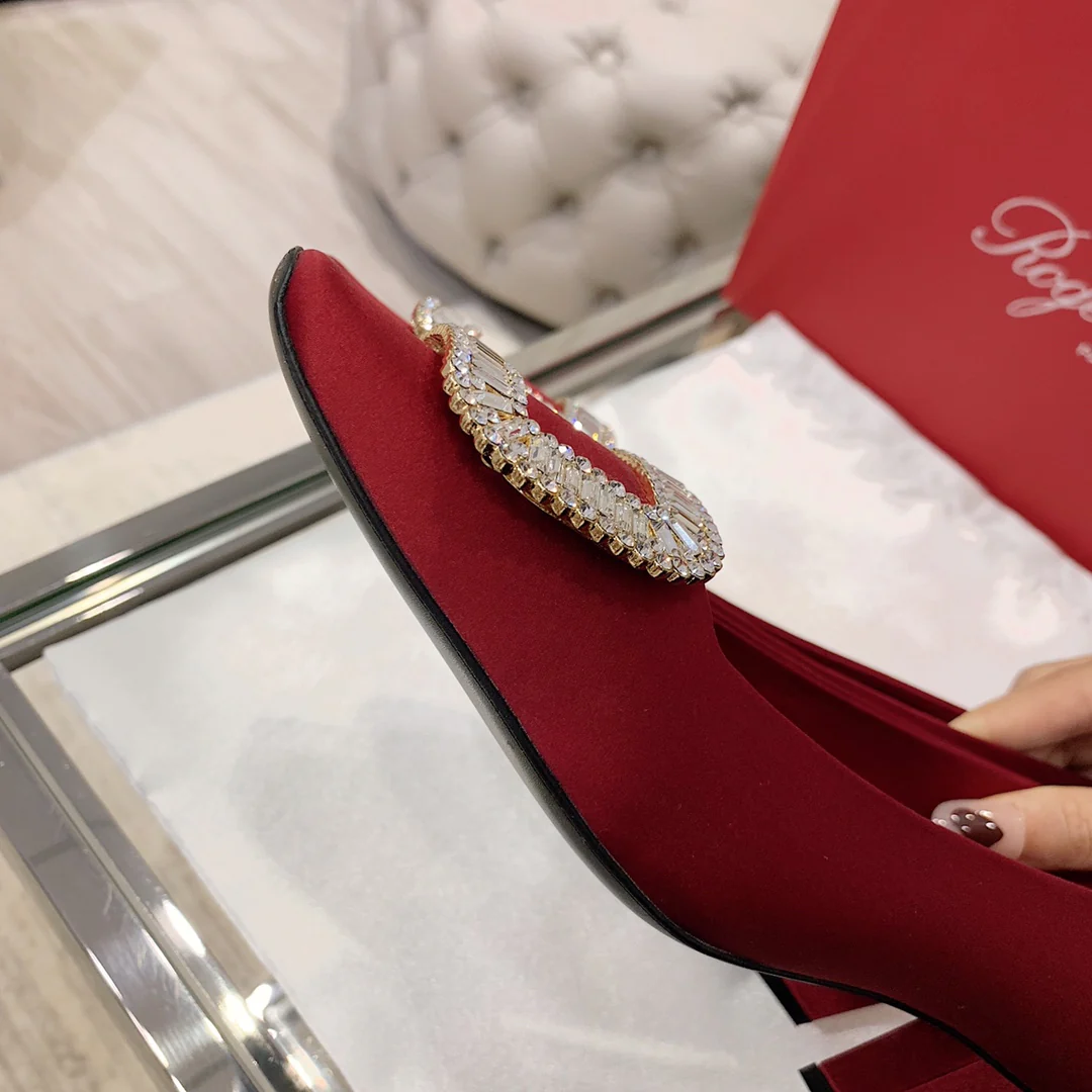 Туфли на блочном каблуке RV-4-5 см - шелковая пряжка со стразами - бордовые