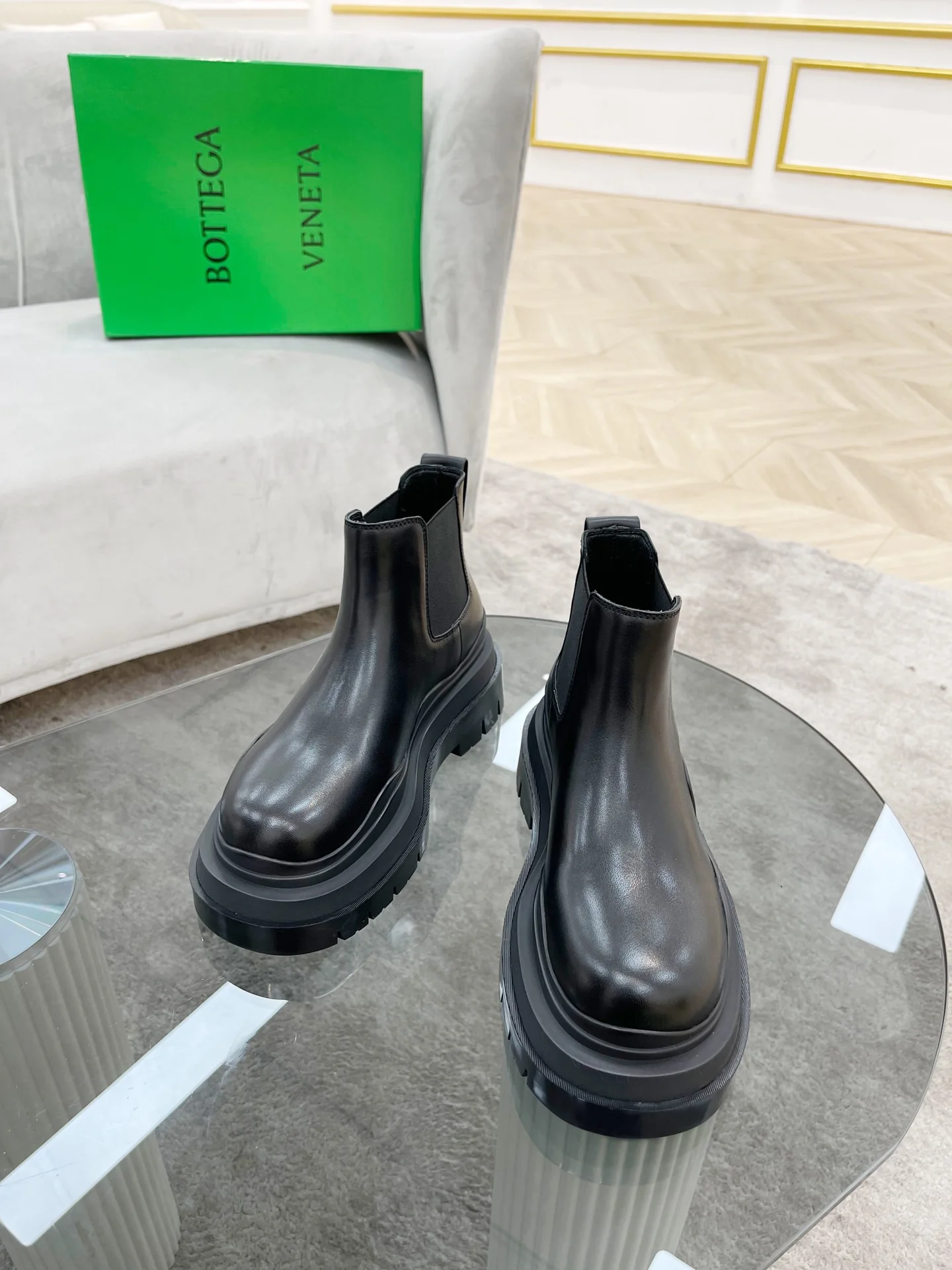 BV - Ботинки на платформе с низким верхом - Полностью черные